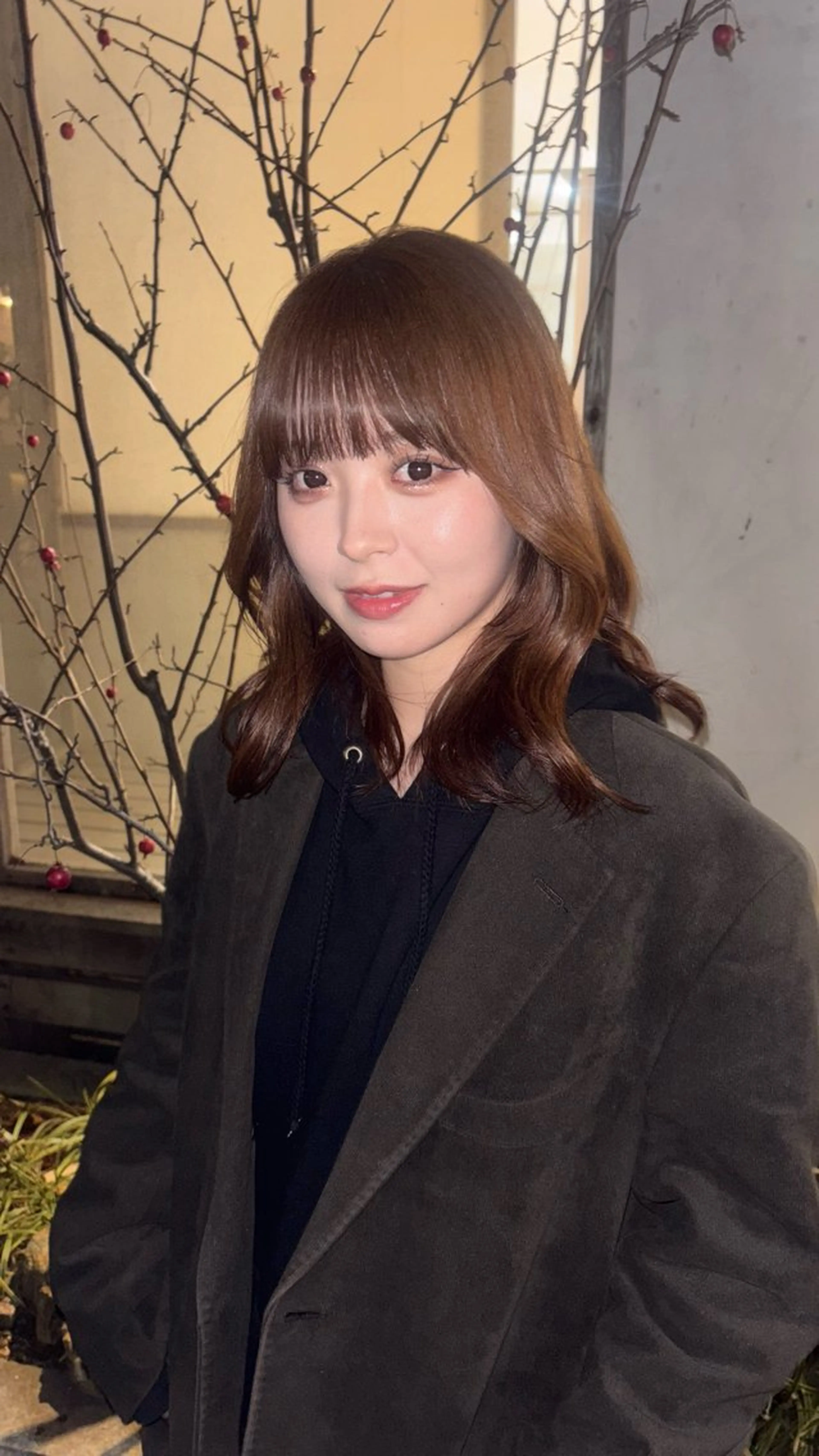 ミディアム 栄/レイヤーカット/ ハッシュカット/モモのヘアスタイル