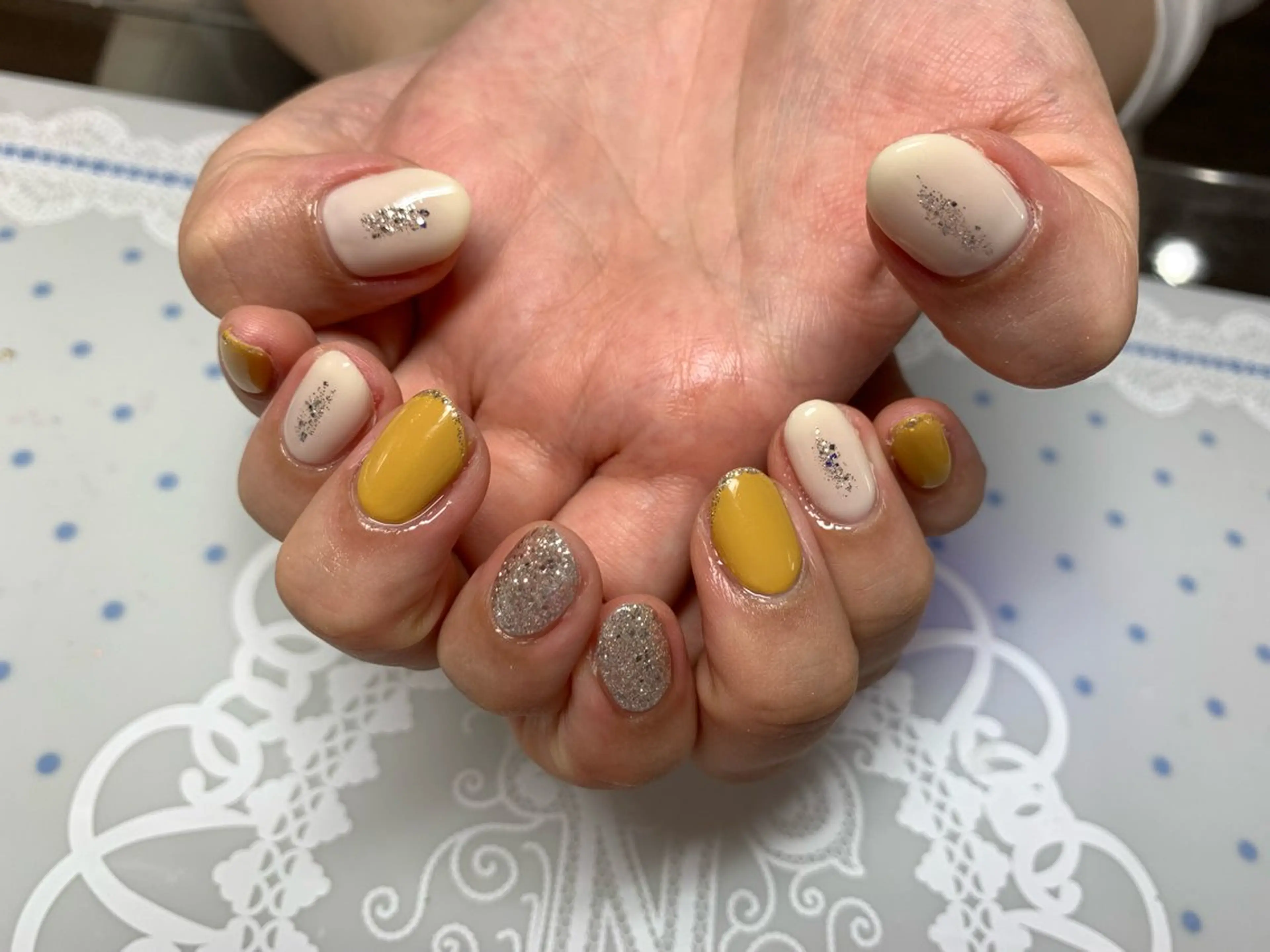 ネイル Miouミオン ネイルサロンのネイルデザイン