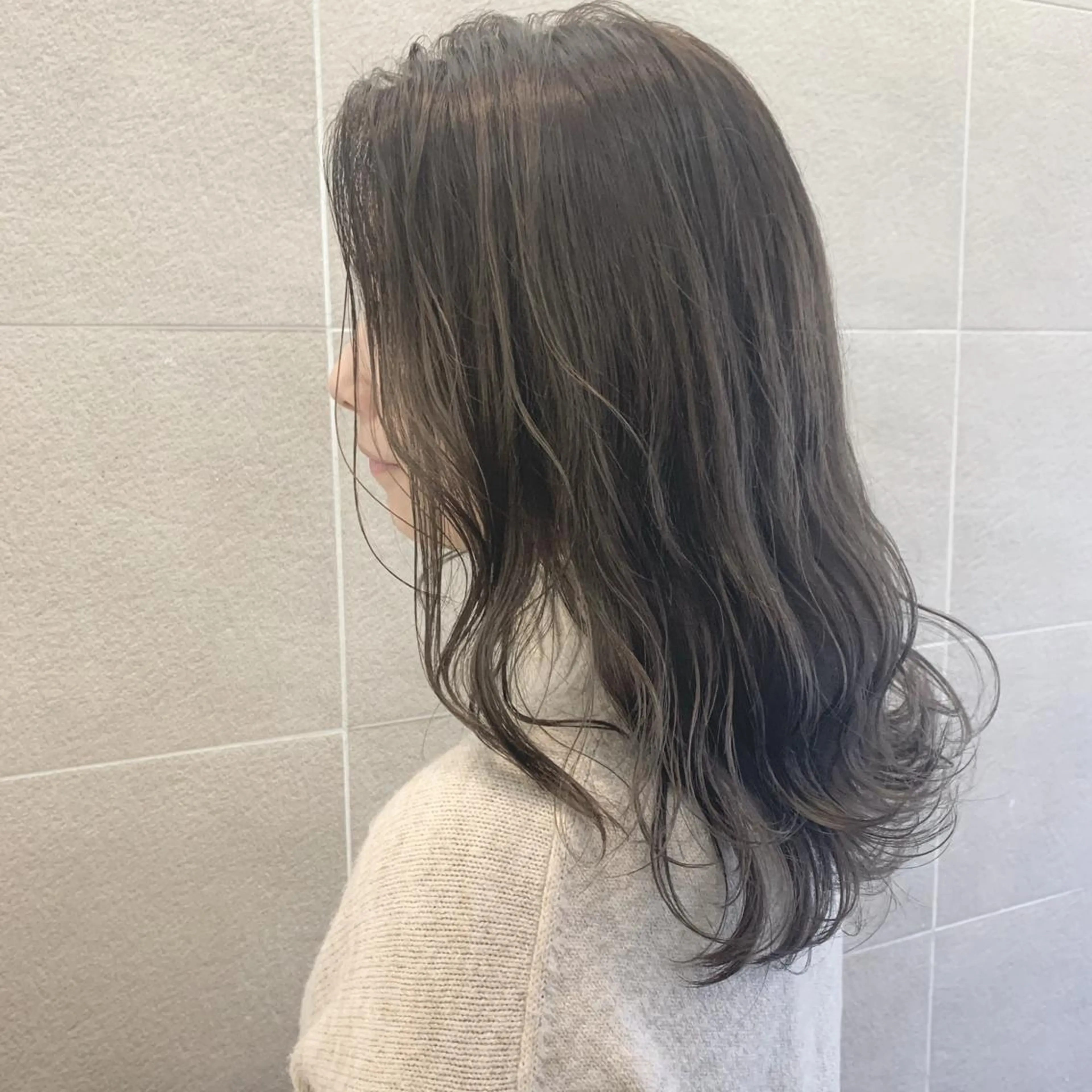 カラー アッシュ nui所属・ﾚｲﾔｰ.ﾍｱｾｯﾄ 🤍宮本しおりのヘアスタイル
