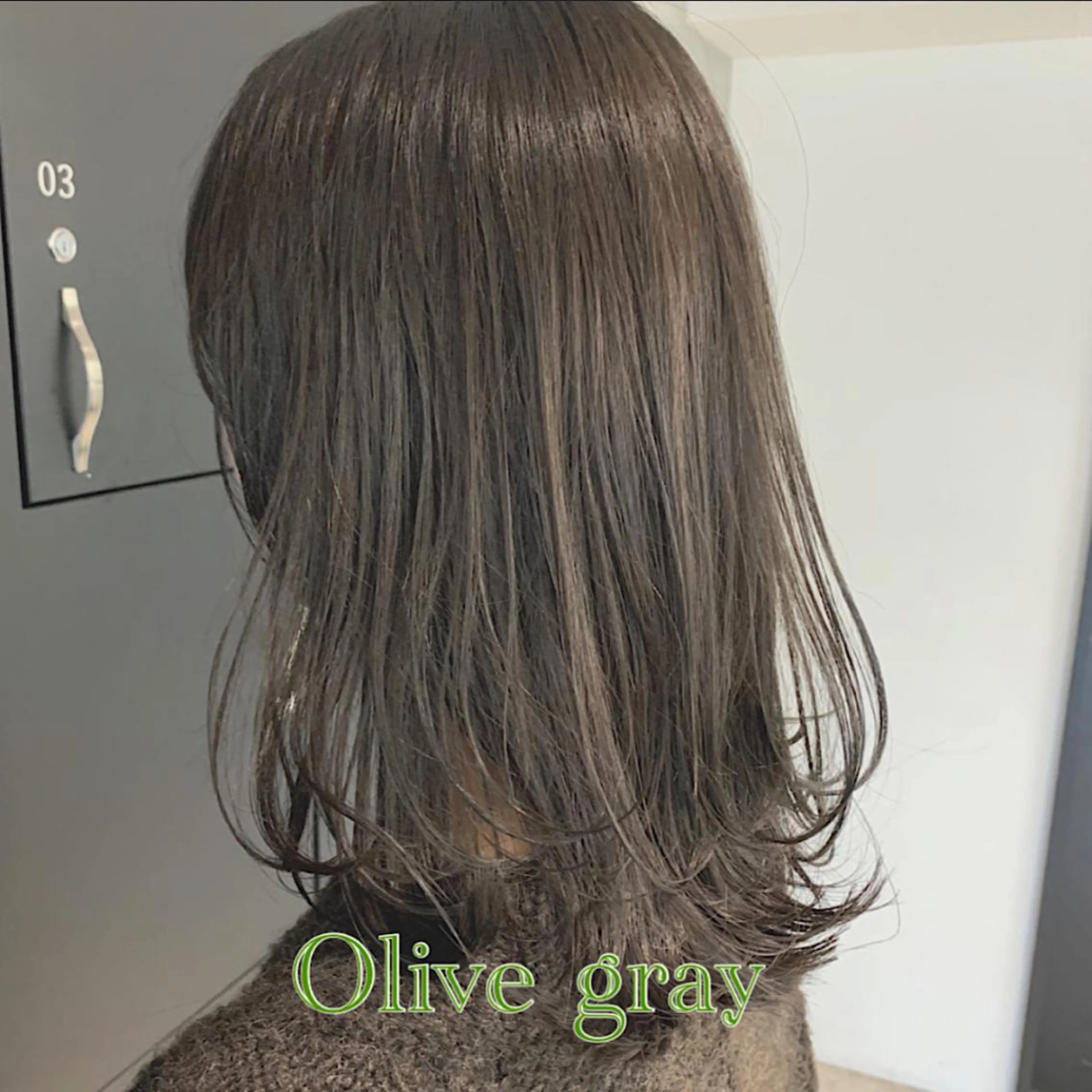 セミロング カラー 黒髪 卒業式のヘアスタイル 前髪顔周りカット 沼田　拓斗のヘアスタイル