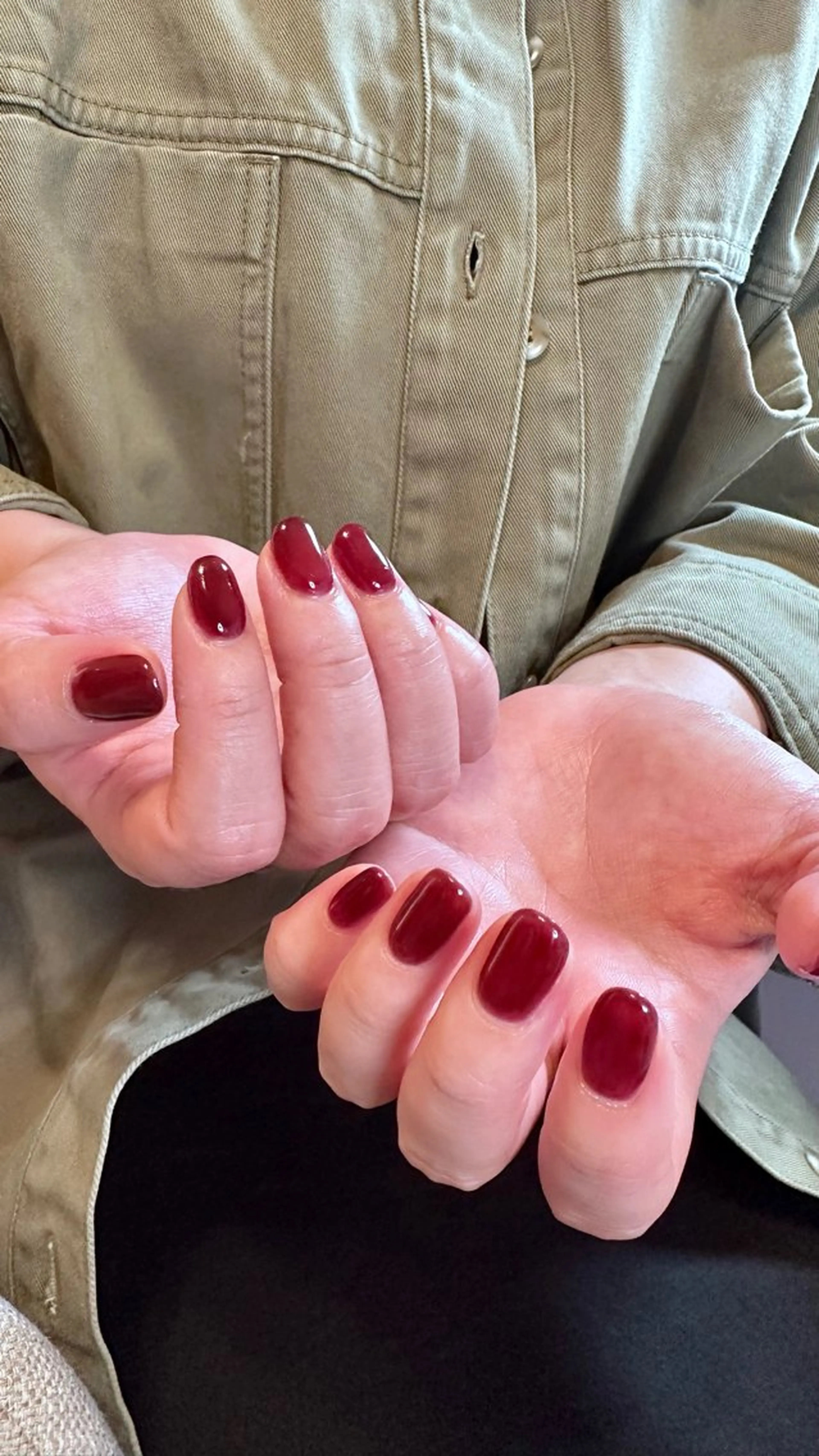 ネイル ワンカラーネイル ハンドネイル ハンドケア Atelier Ariのネイルデザイン