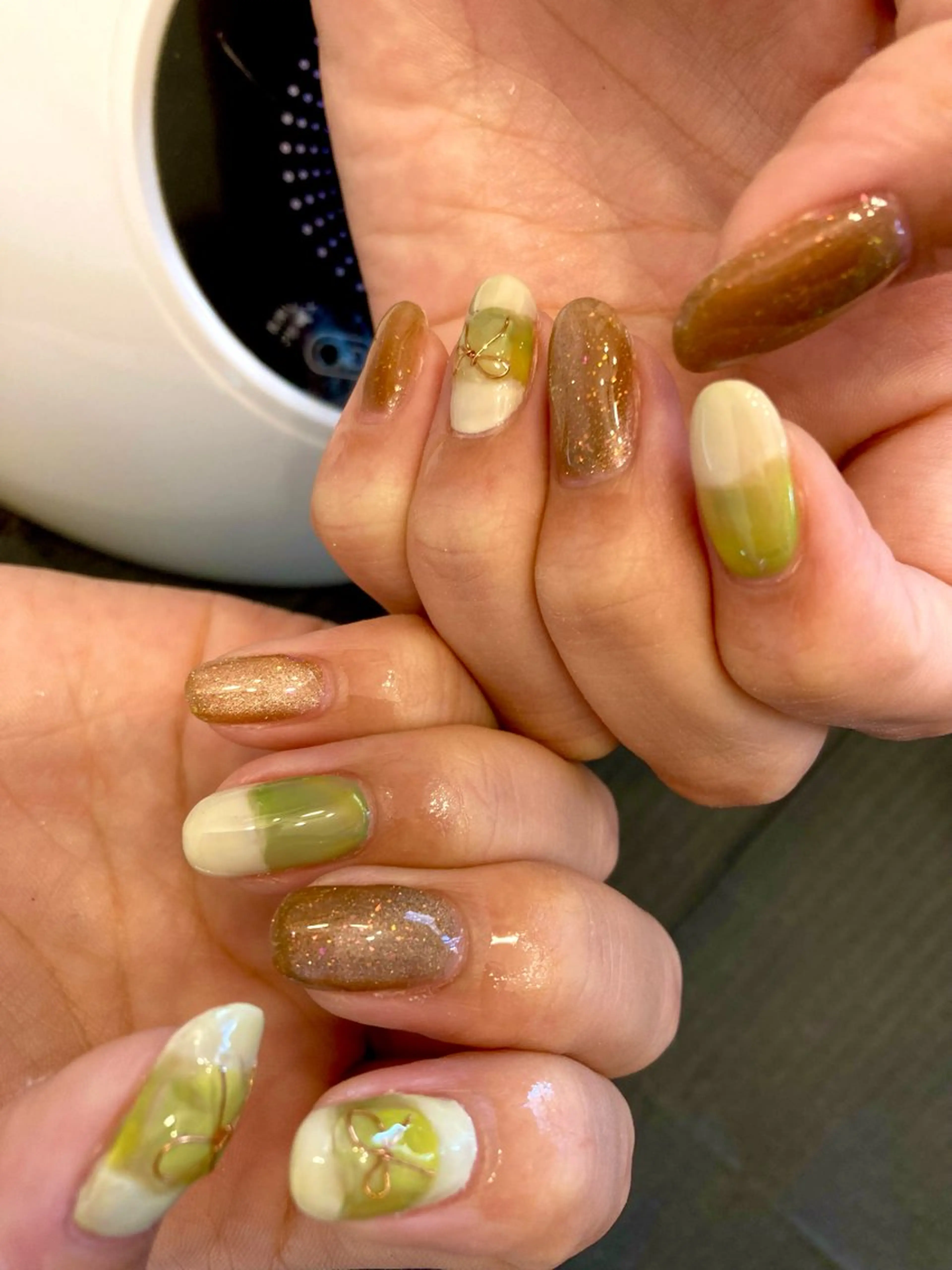 ネイル ハンドネイル ハンドケア 爪の絵描き屋　ミテネイル所属・爪の絵描き屋 ミテネイルのネイルデザイン