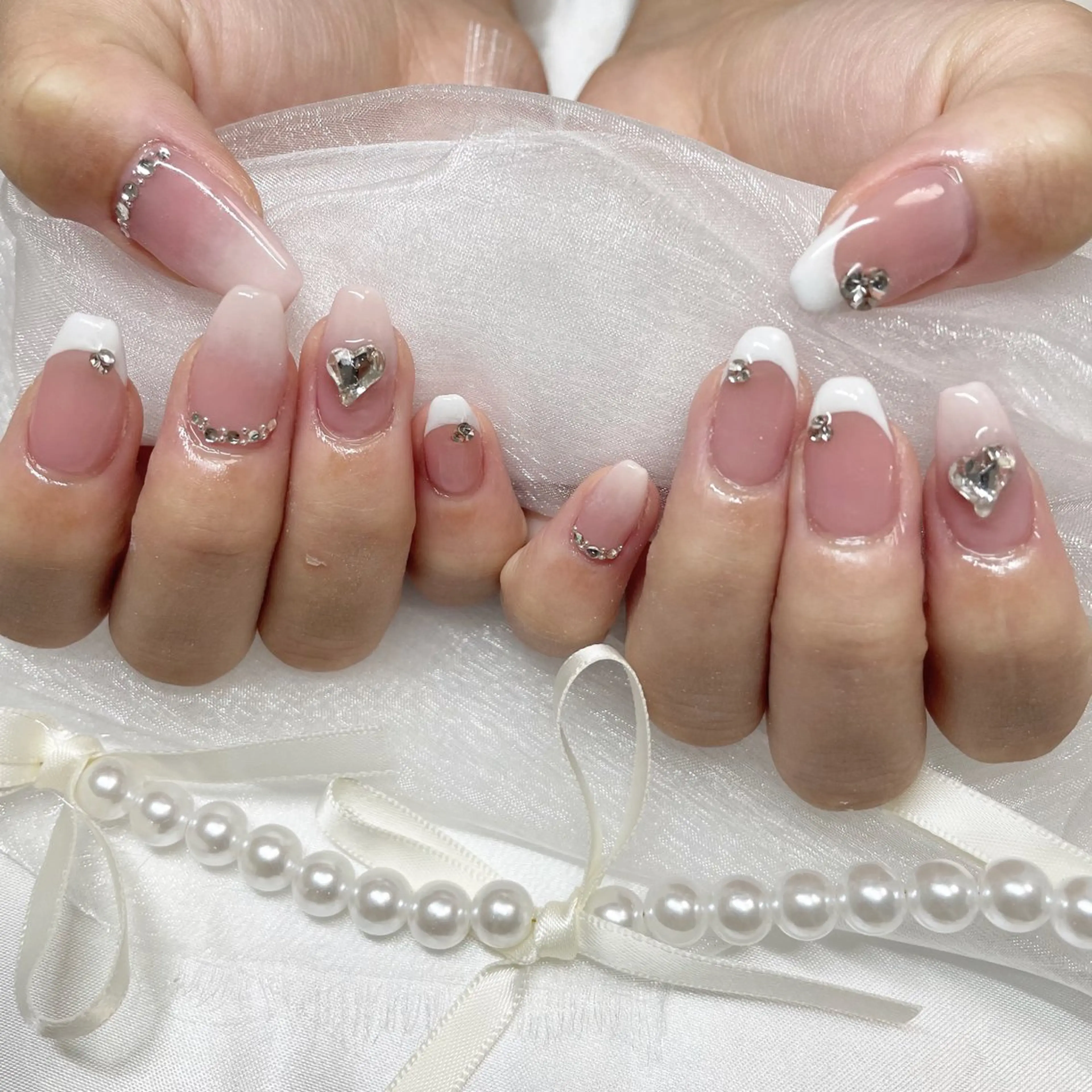 ネイル ハンドネイル fiore nail 🦋のネイルデザイン