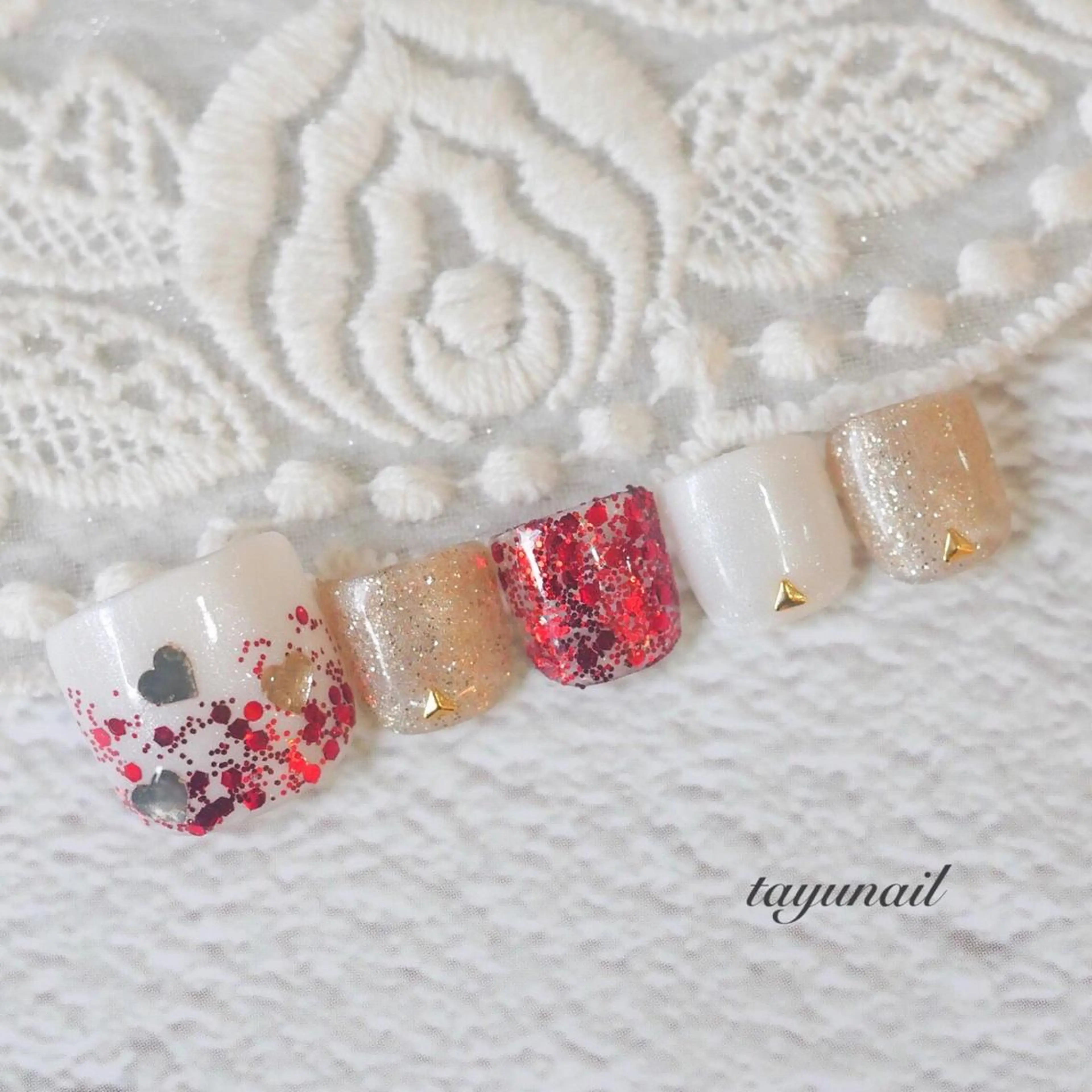 ネイル アートネイル フットネイル ジェルネイル ハート ニュアンスネイル フットネイル ネイルサロン・ネイルスクール　たゆnail所属・ネイルサロン 【たゆnail】のネイルデザイン