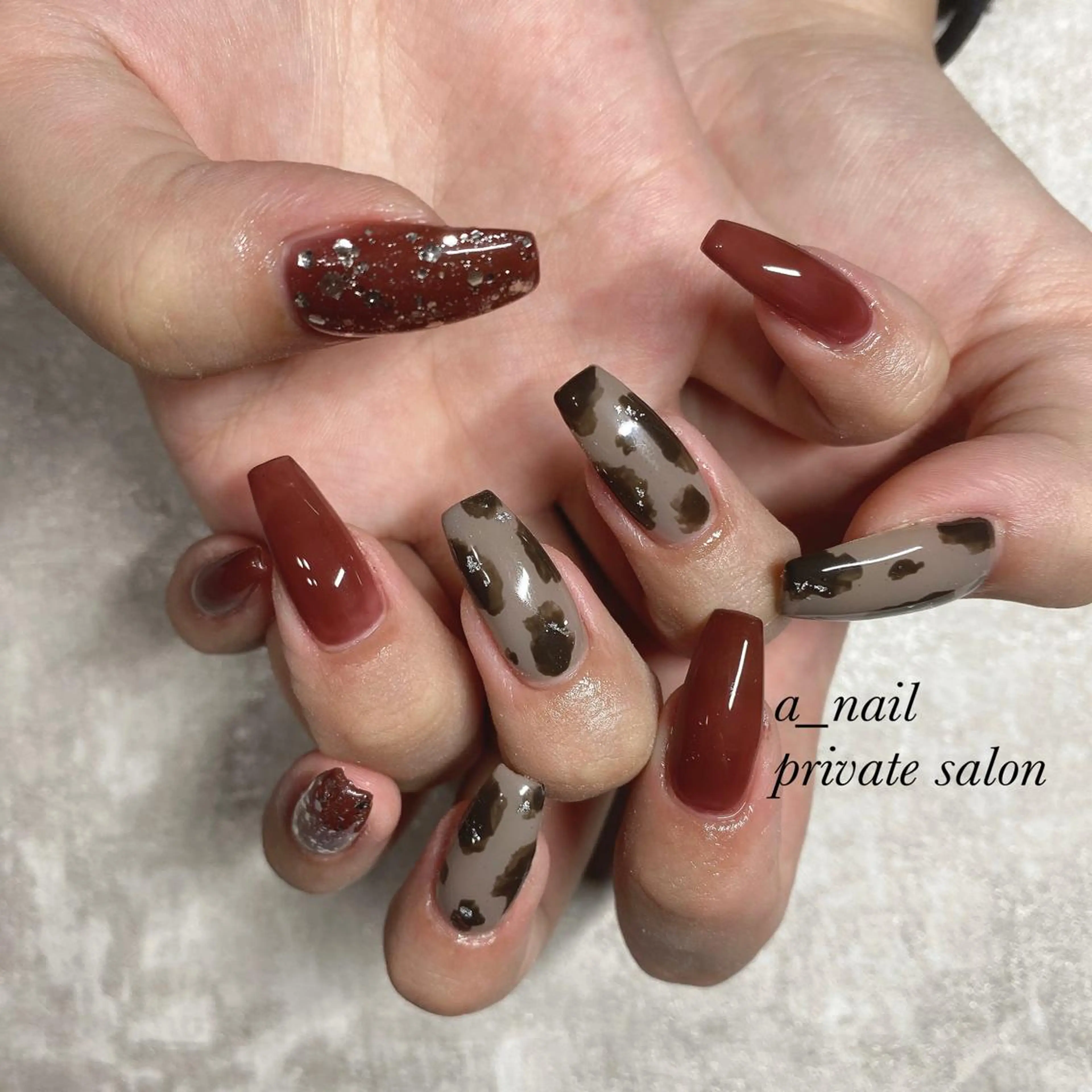 ネイル アニマル柄 フレンチネイル ジェルネイル 氷ネイル・うるうるネイル レース 菅 恵奈のネイルデザイン