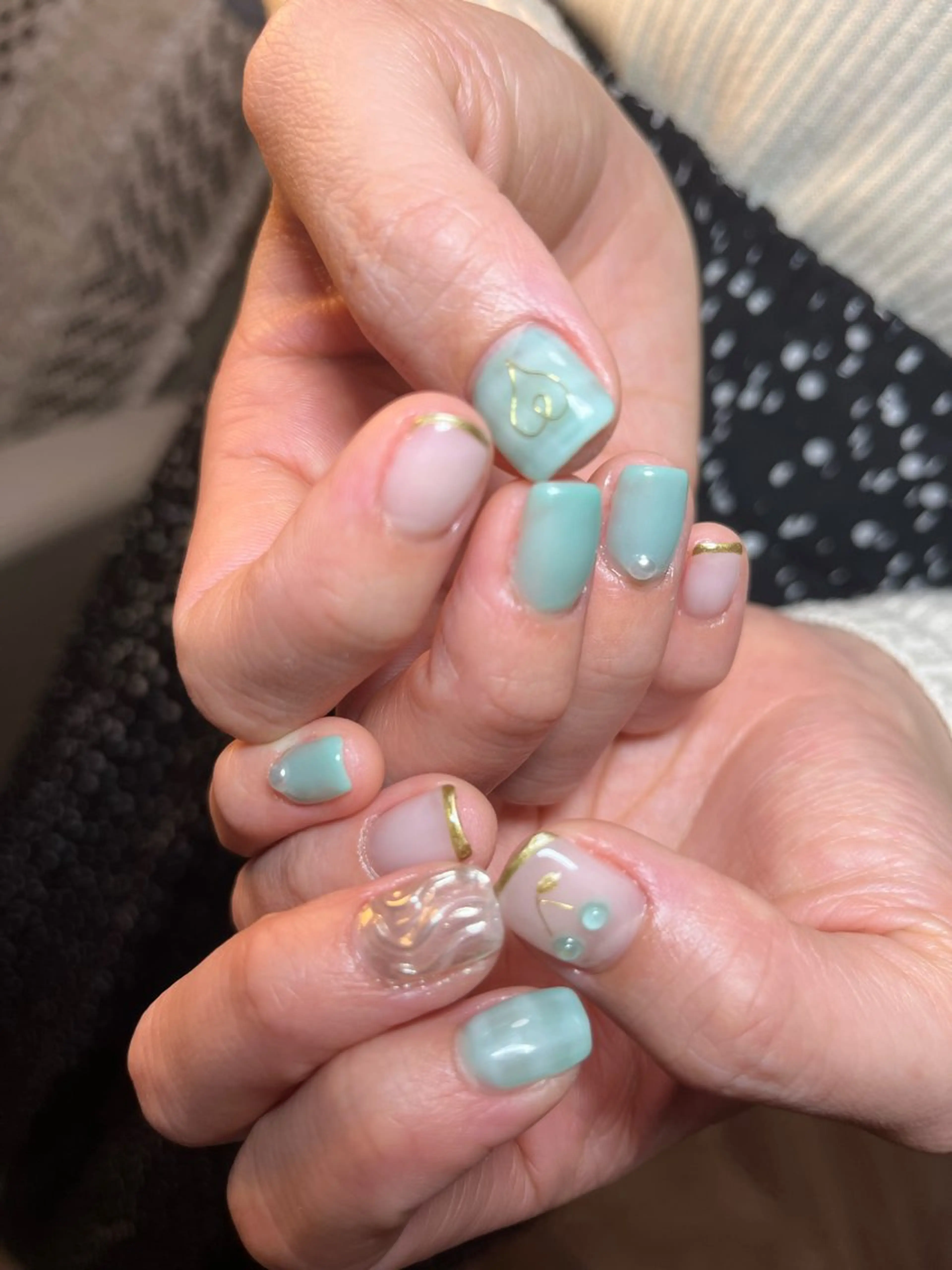 ネイル ハンドネイル Amber21.所属・Nagahama Akariのネイルデザイン