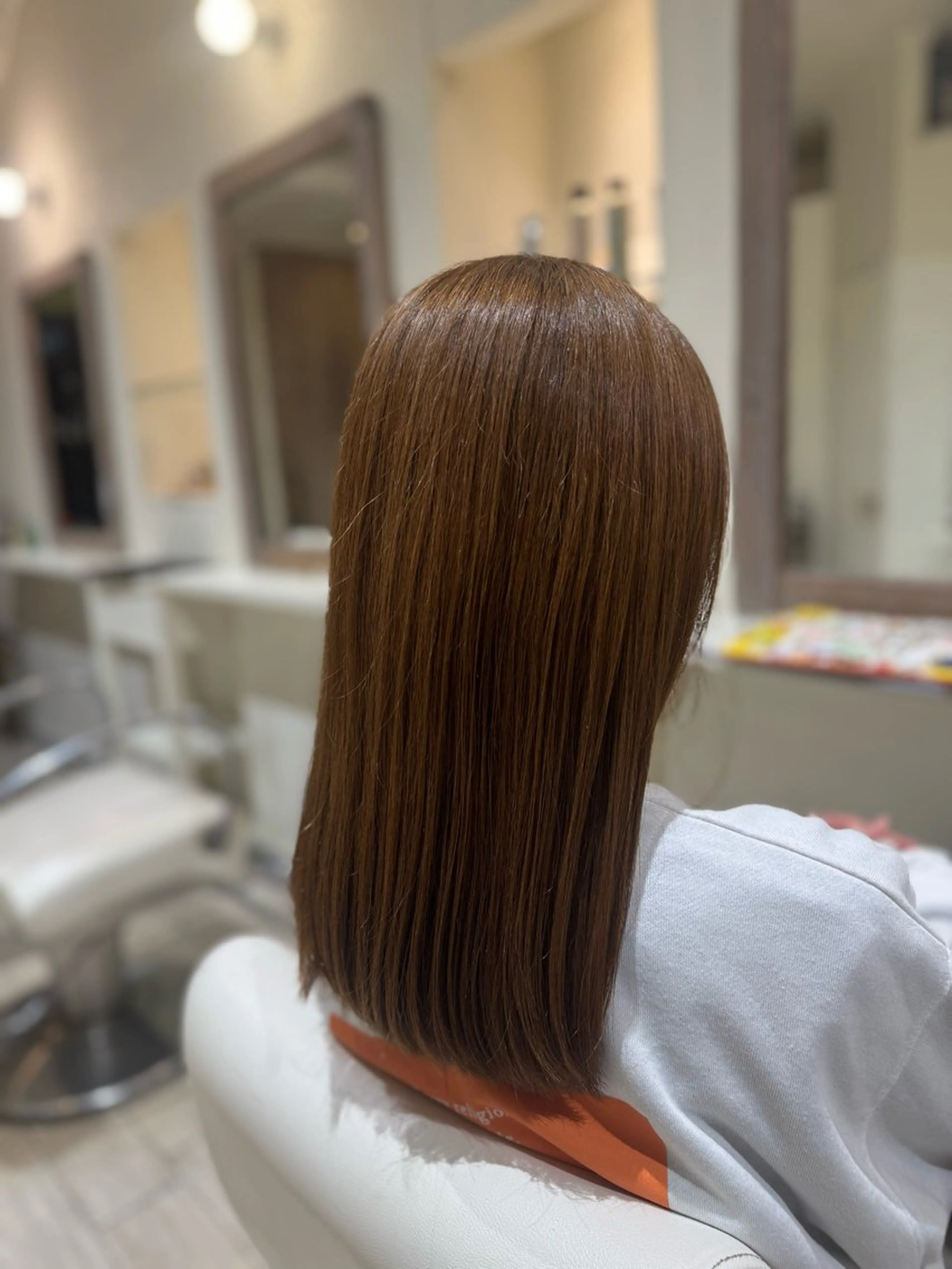 ミディアム カット ヘアカラー NICCOLO室見 Erinaのヘアスタイル