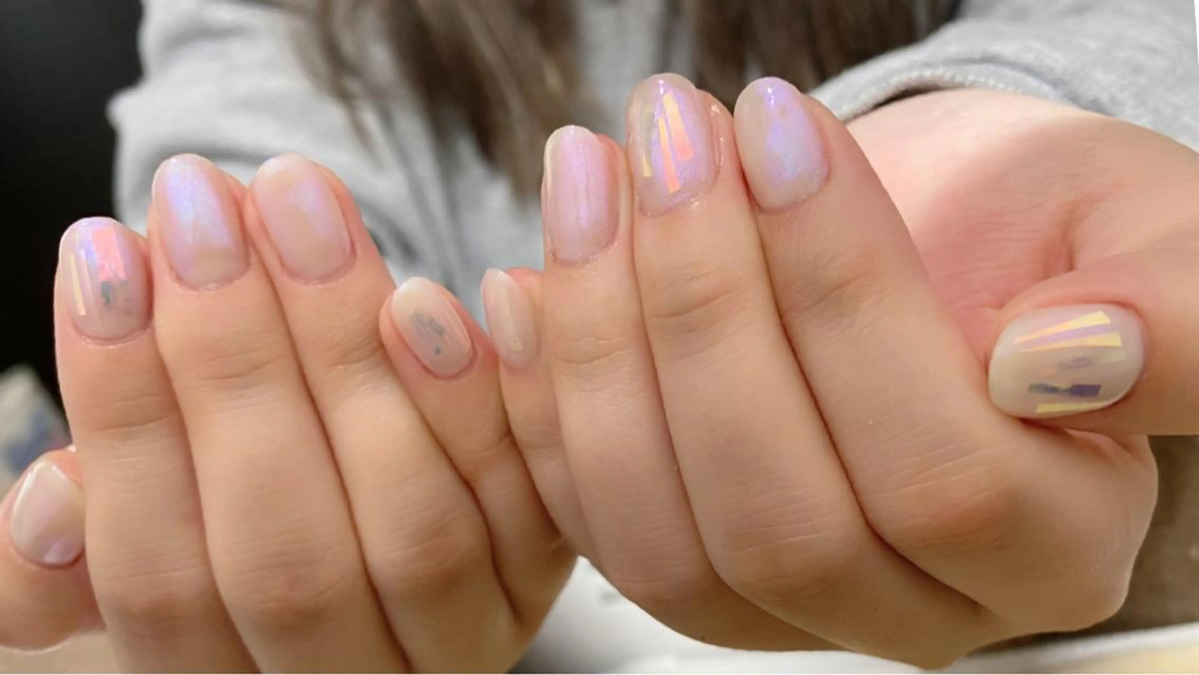 ネイル オーロラネイル ホワイト ハンドネイル ハンドケア u sのネイルデザイン