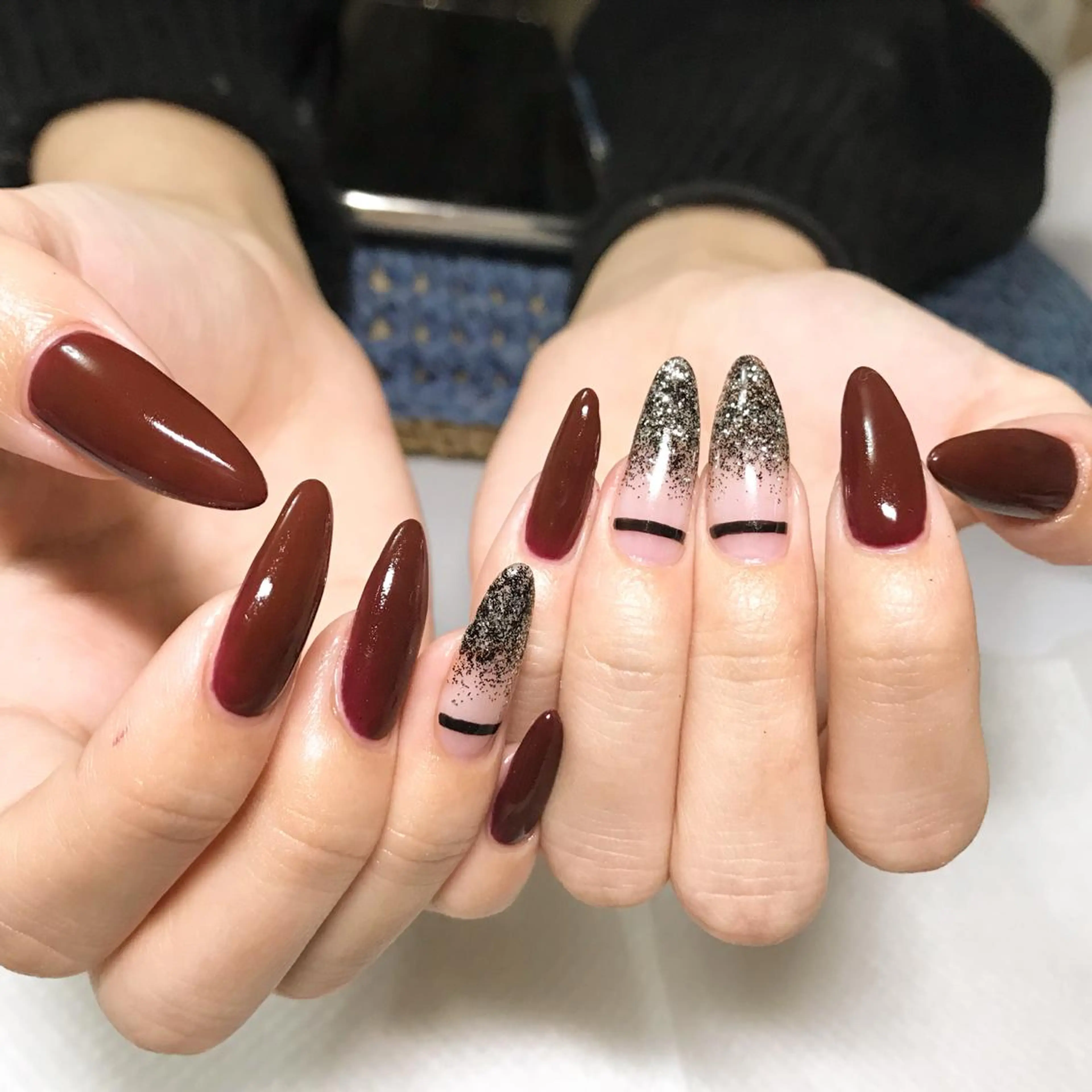 ネイル ボルドー フットネイル ラメ(グリッター) シンプルネイル 春ネイル ネイル フフラ所属・nail fufla ♡yamane♡のネイルデザイン