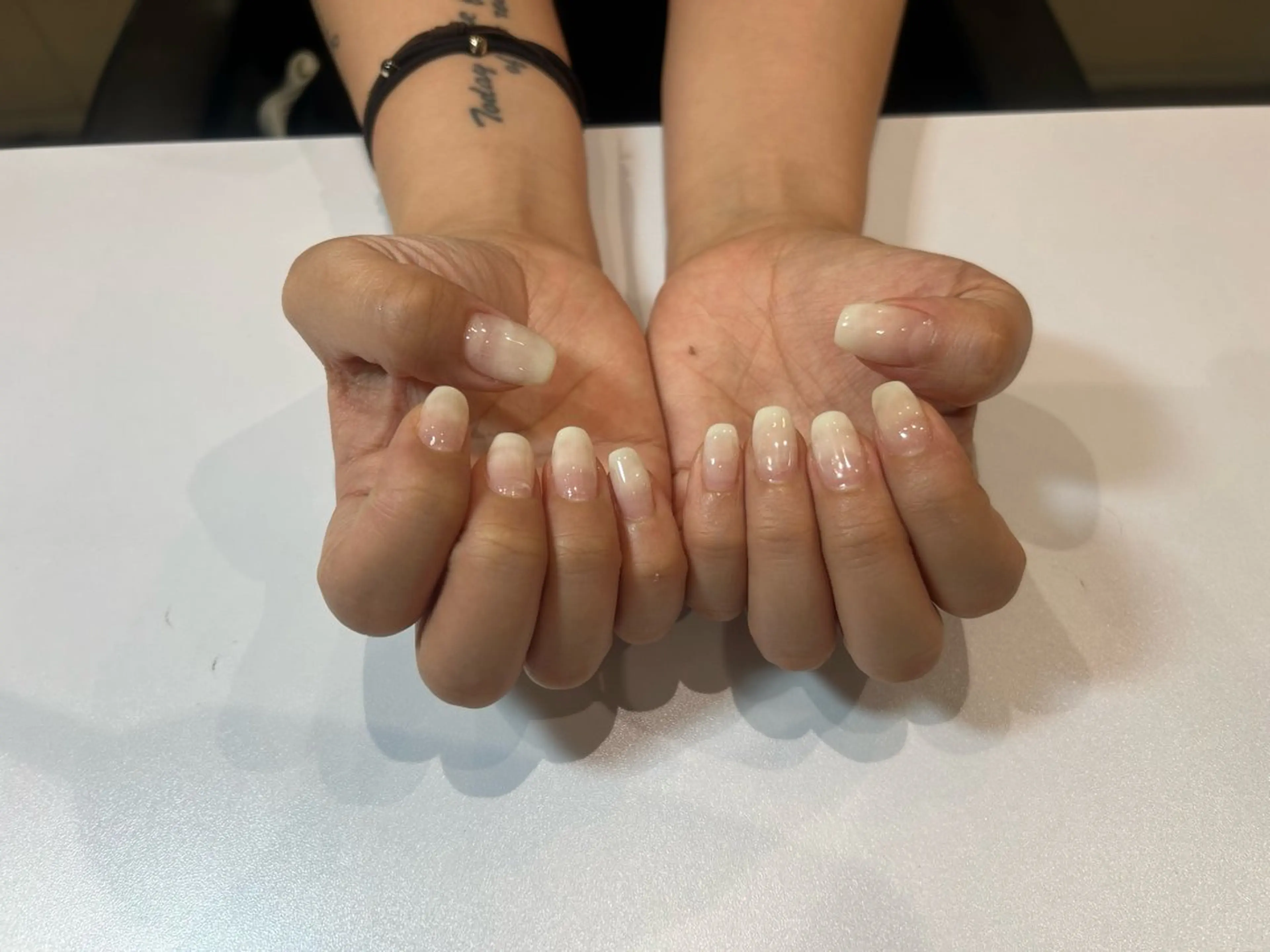 【グラデーションネイル💅】パラジェル使用/初回オフ無料の写真