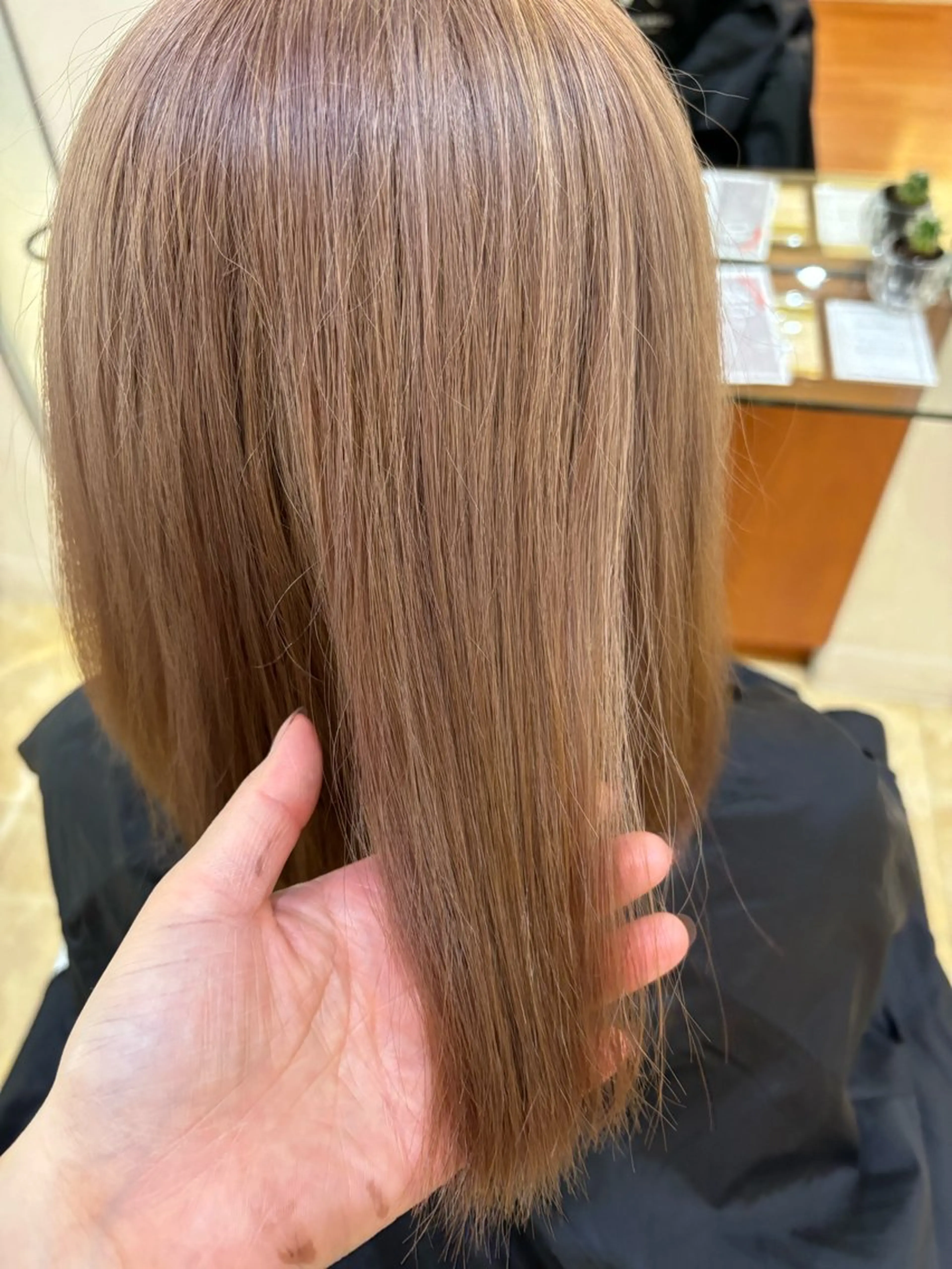 ショート カラー ヘアカラー 亀山 来未のヘアスタイル