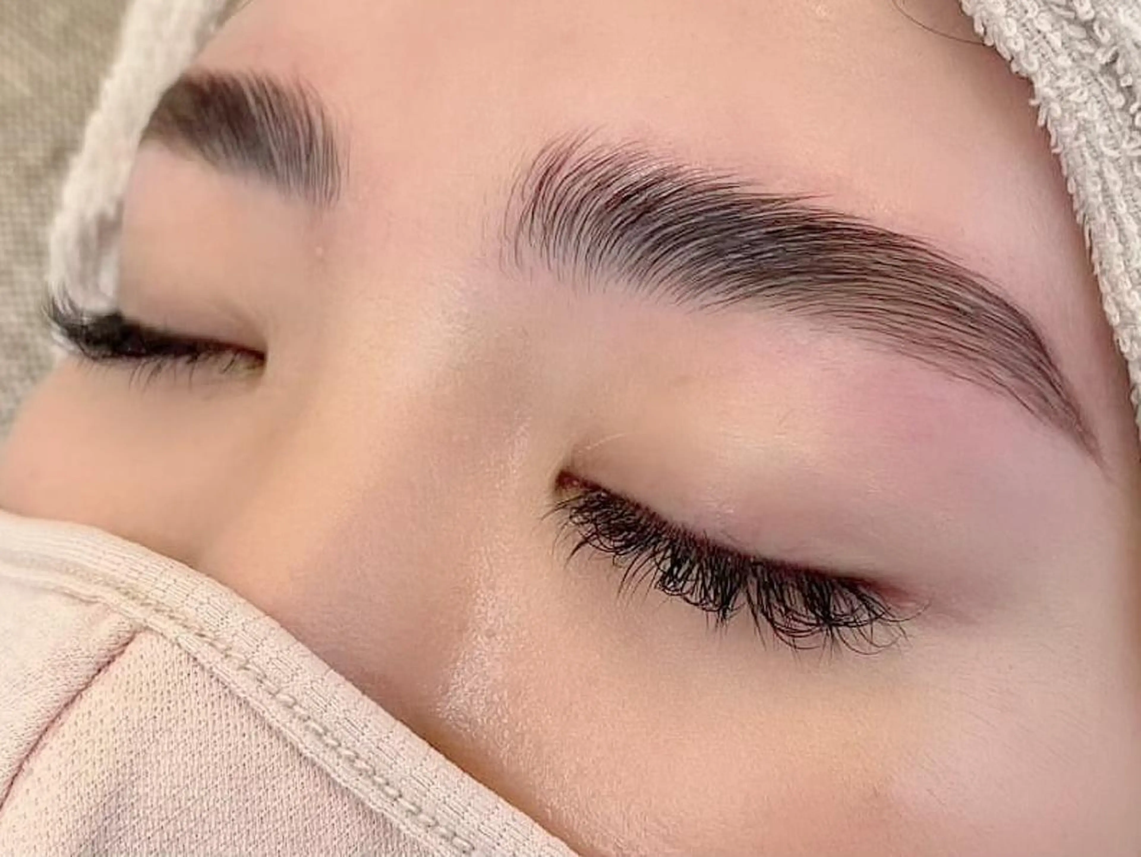 アイブロウ ariyama ｔのマツエク・マツパデザイン