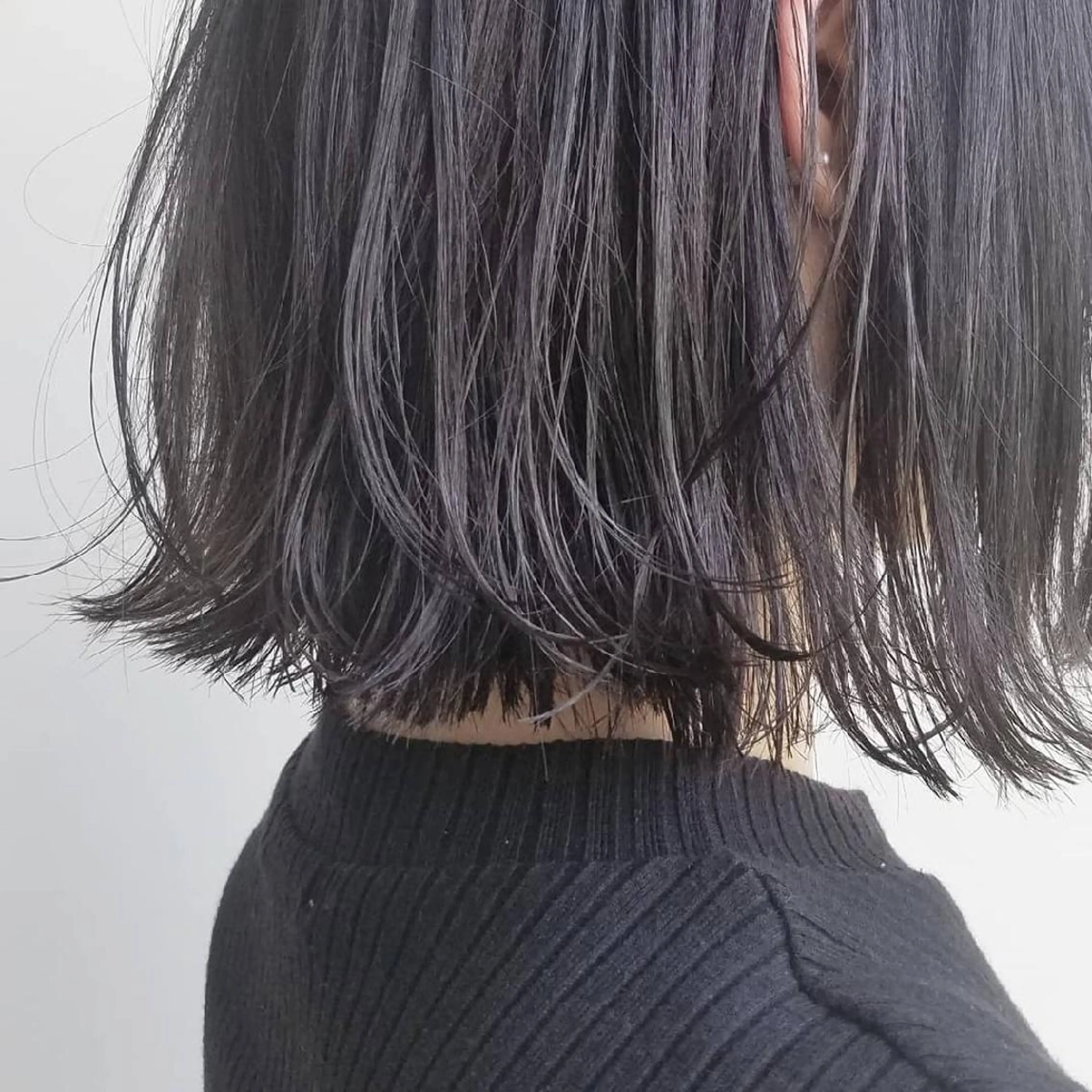 ショート カラー ボブ iplus✴ まつげ、眉毛、耳つぼのマツエク・マツパデザイン