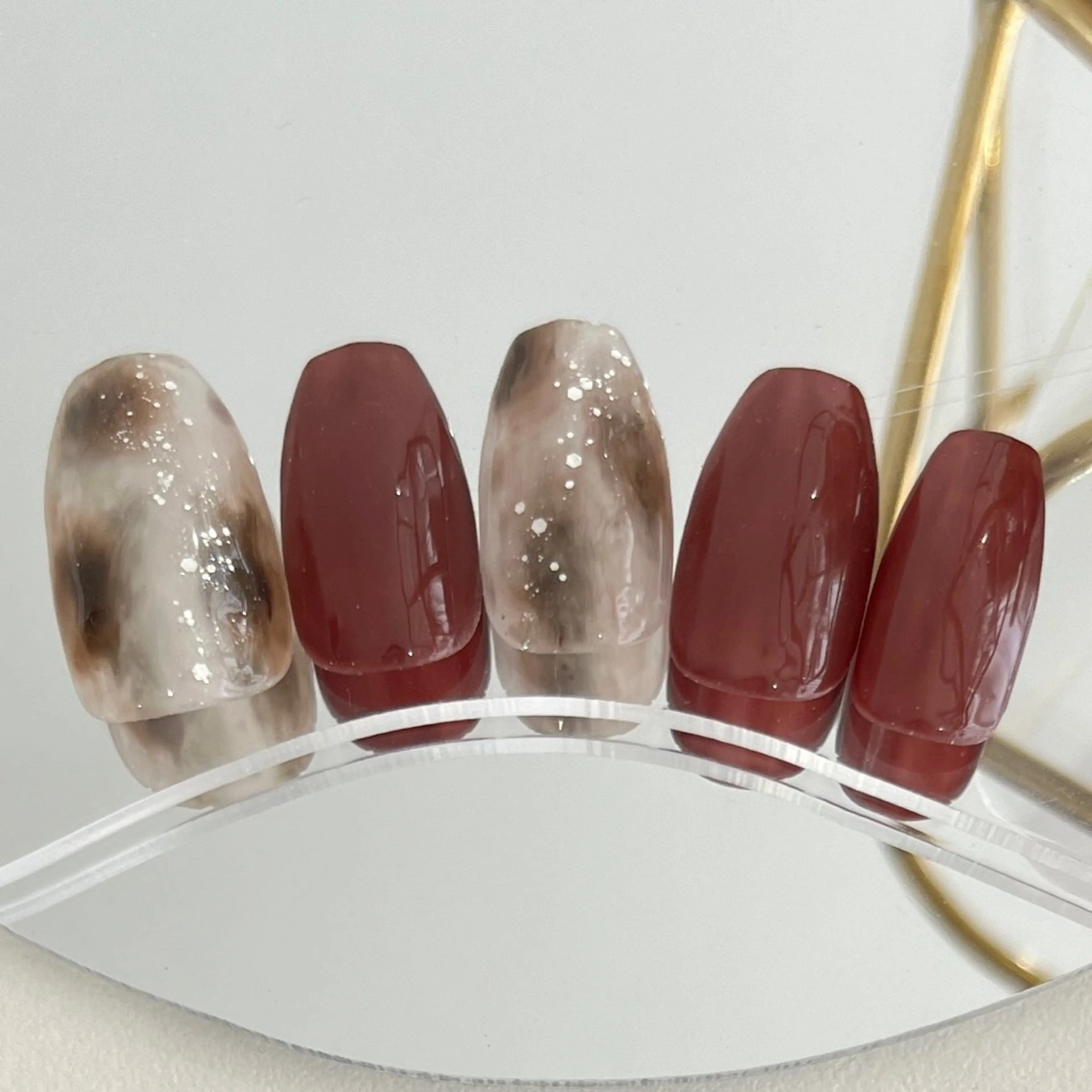 ネイル Dea エミリーのネイルデザイン