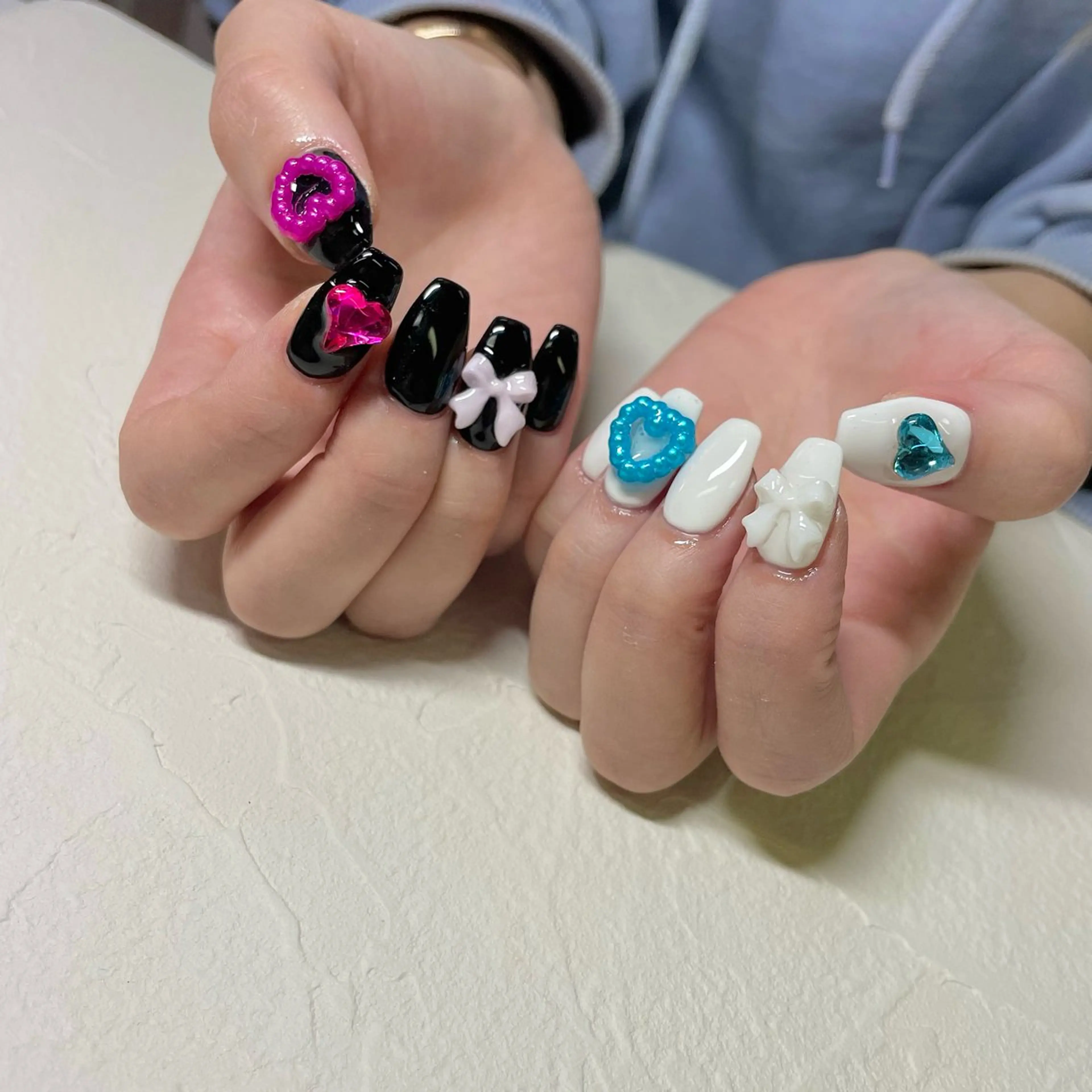 ネイル b'6 by Stir所属・b'6 SAKINAのネイルデザイン