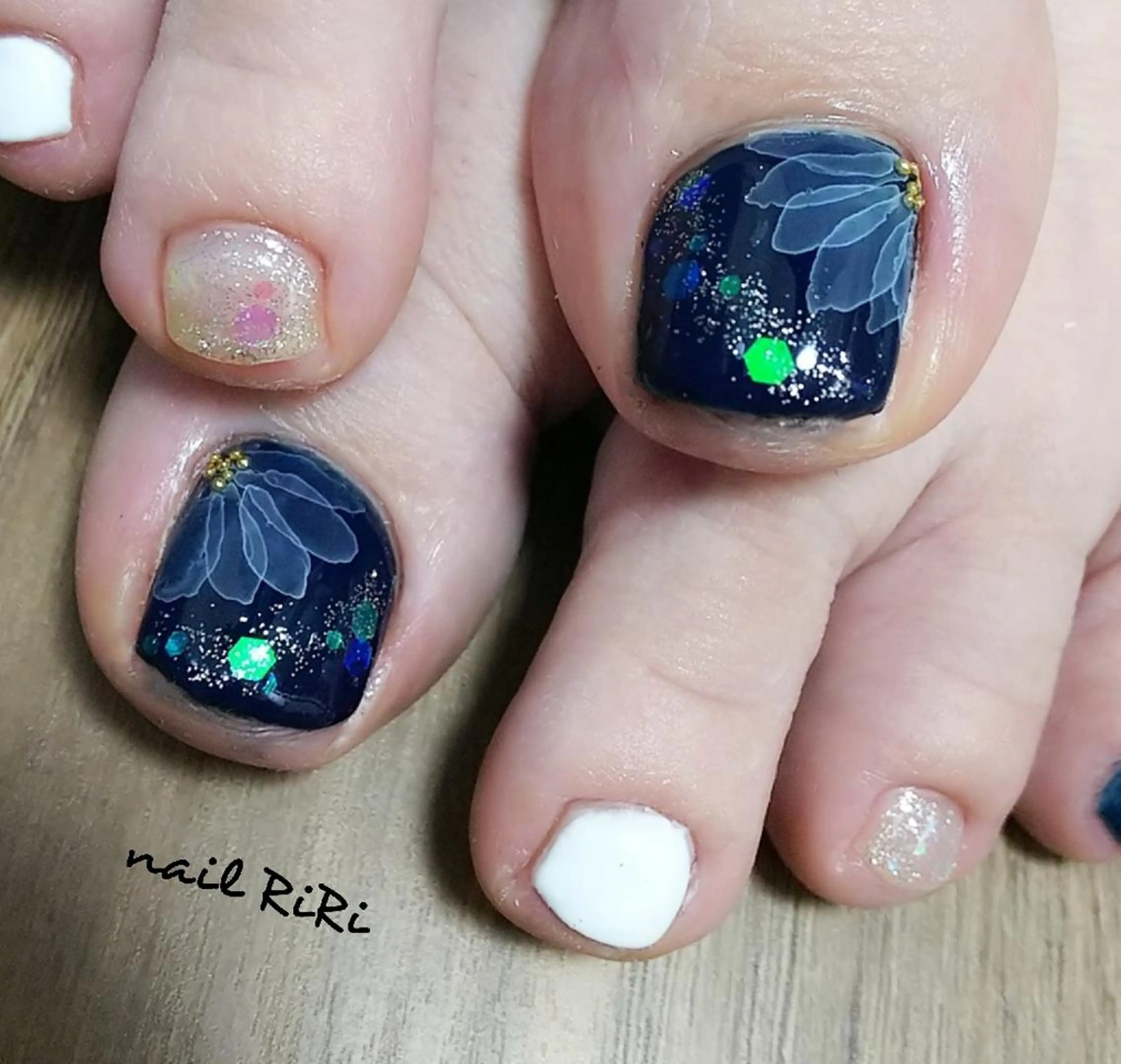 ネイル nail RiRi アトレナチュラのエステ・リラクイメージ