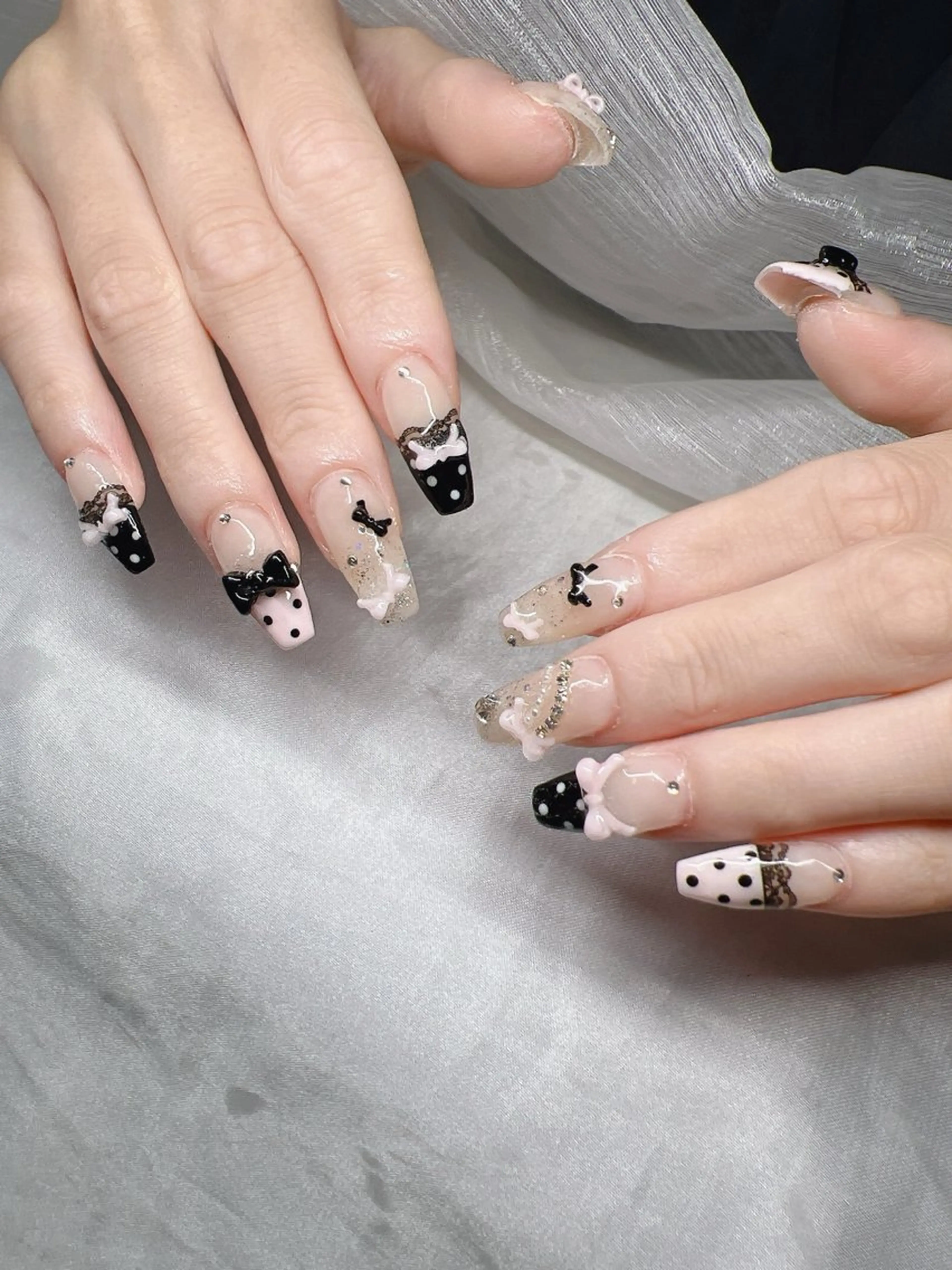 ネイル ハンドネイル Lee Nailsのネイルデザイン