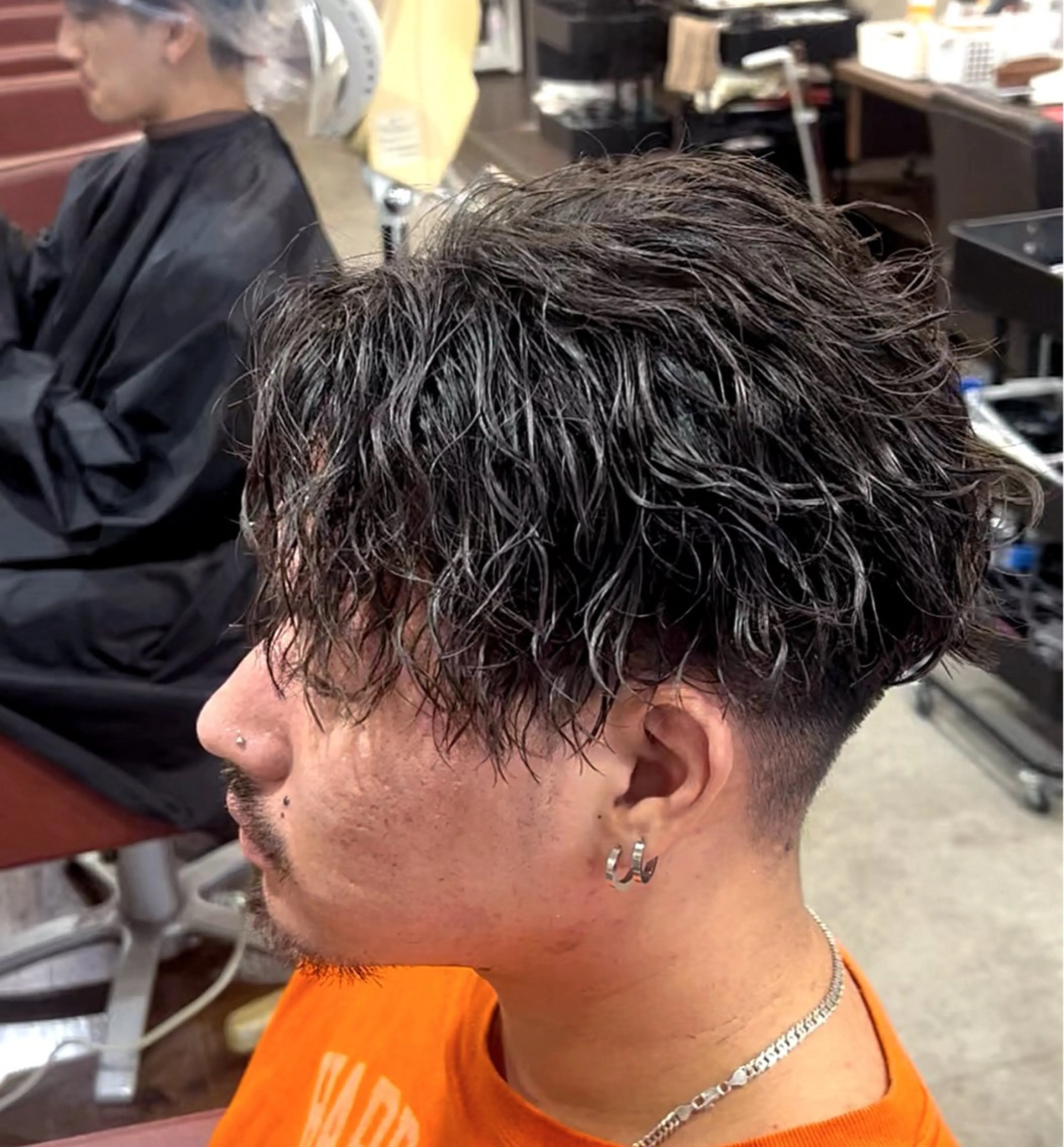 パーマ メンズ 渡邊 海里のヘアスタイル