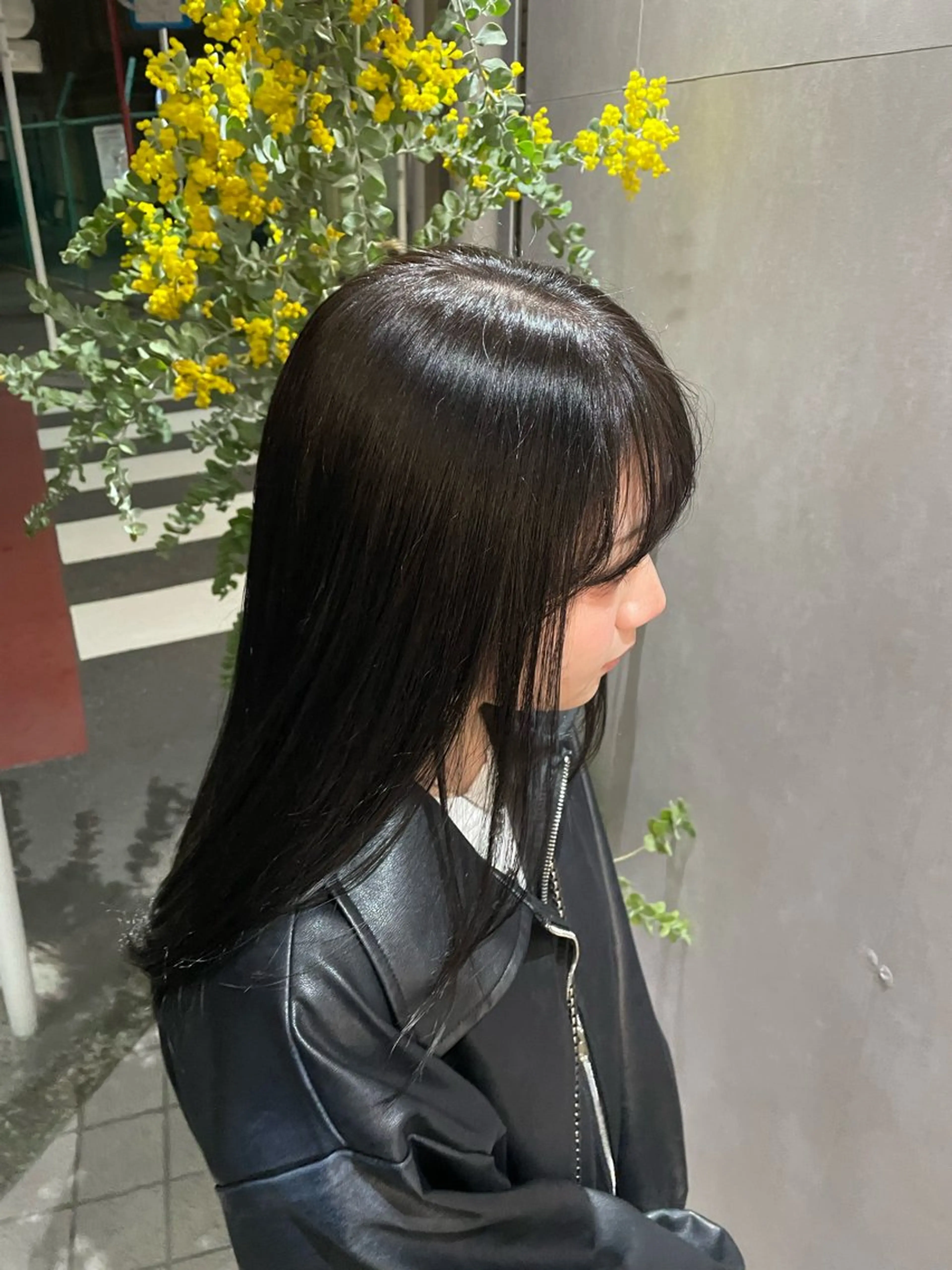 セミロング カラー ヘアカラー HUG 🤍ྀི chika🤍ྀིのヘアスタイル