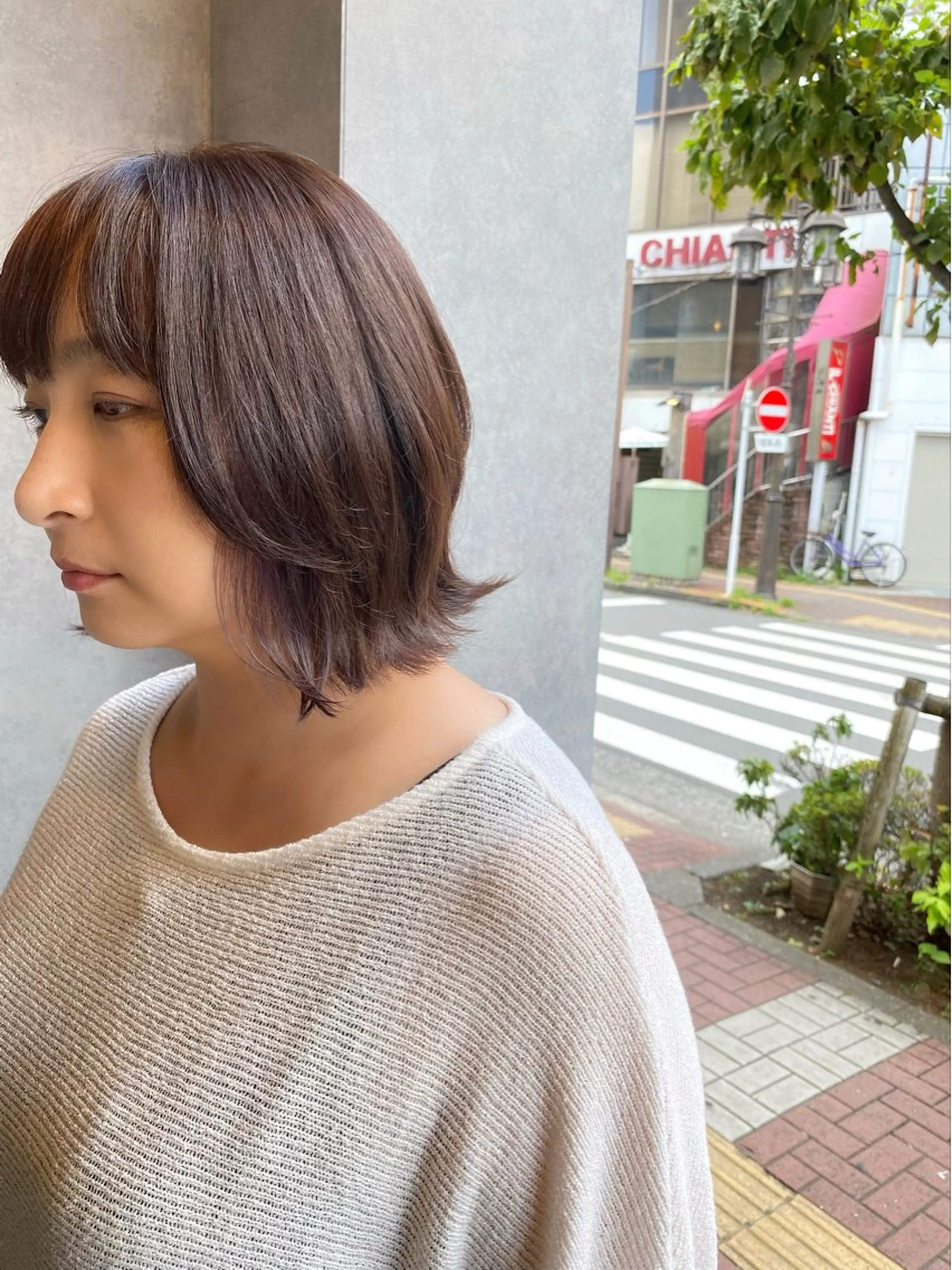 ショート カラー イヤリングカラー パープルカラー レイヤーカット 🫧透明感カラー 🫧 ジルバ清水南海のヘアスタイル