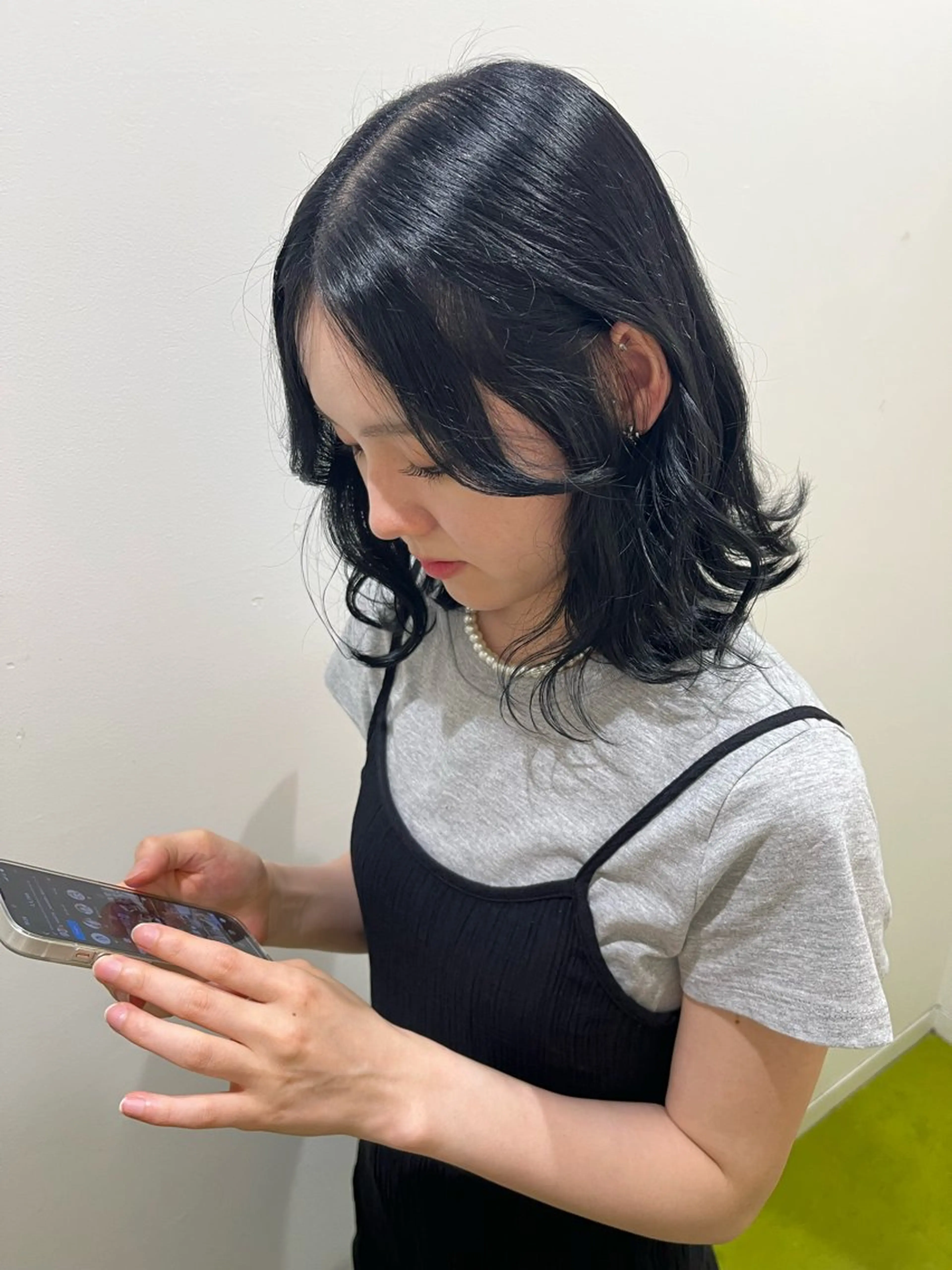 ショート レイヤーカット/ 艶カラー/YUKAのヘアスタイル