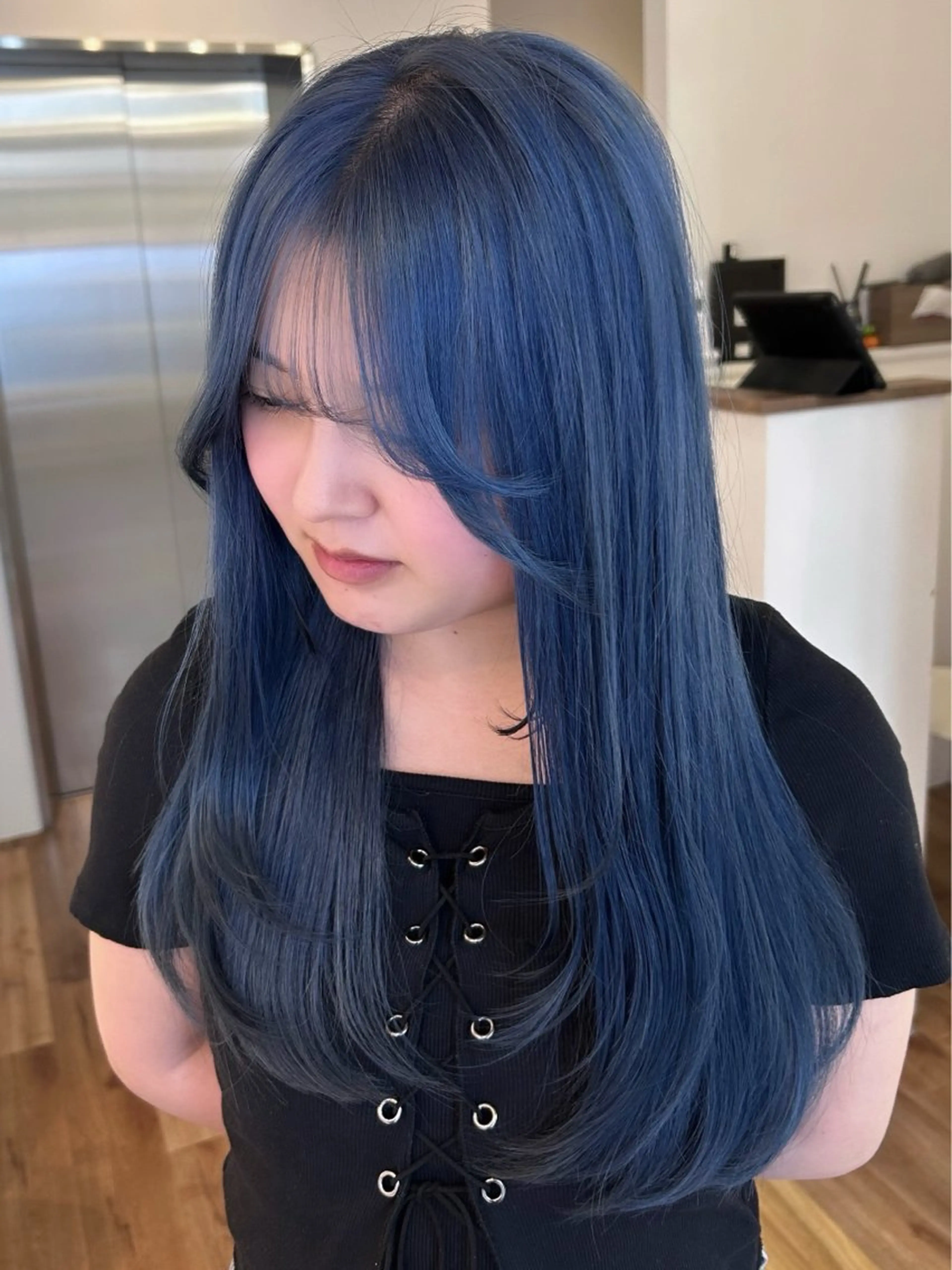 ロング カラー MARQUEE所属・Ayame / ハイトーンカラーのヘアスタイル