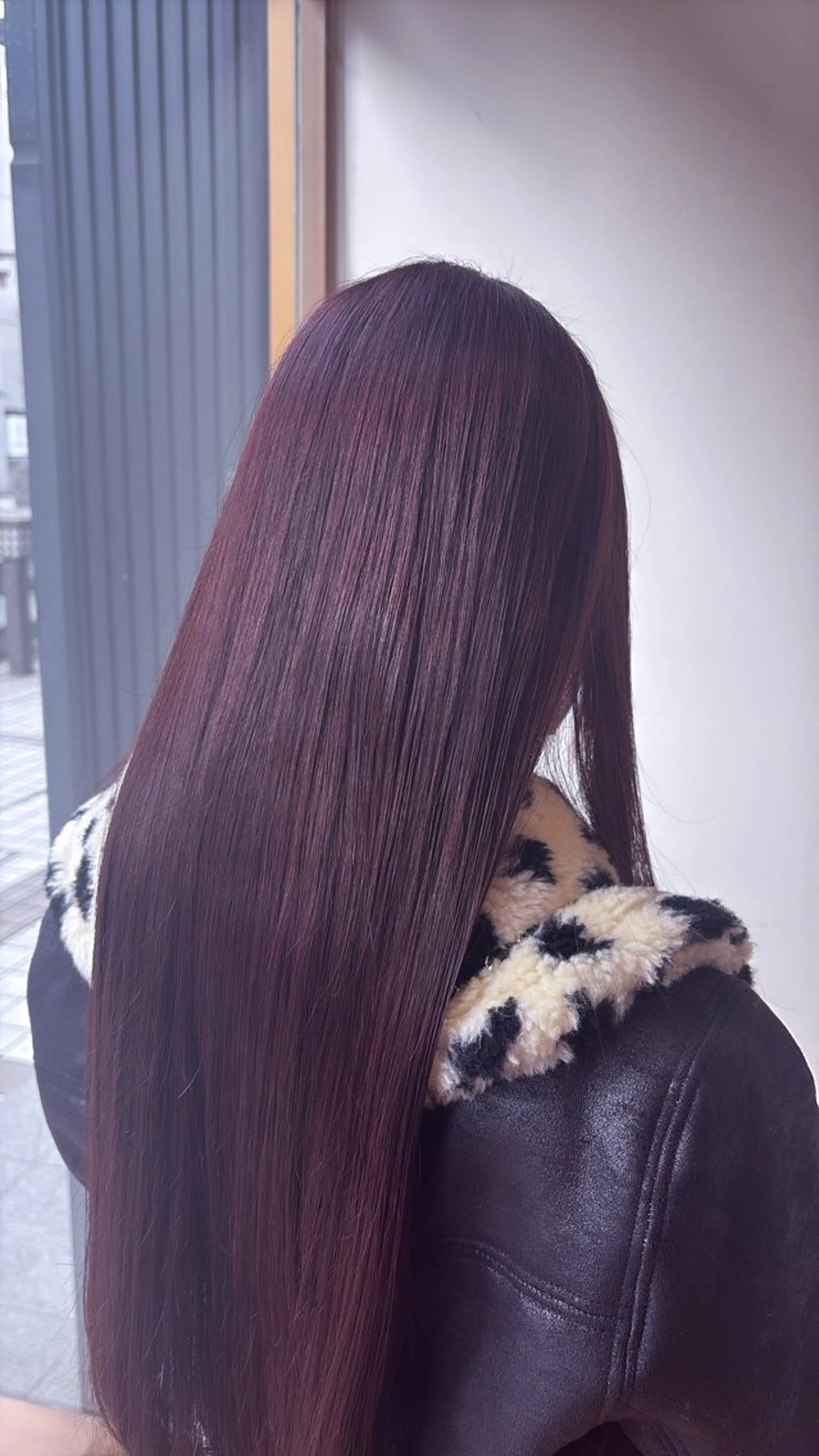 カラー ブリーチ ダブルカラー ブリーチなしカラー ヘアカラー THEDOTS所属・淀 小南津のヘアスタイル