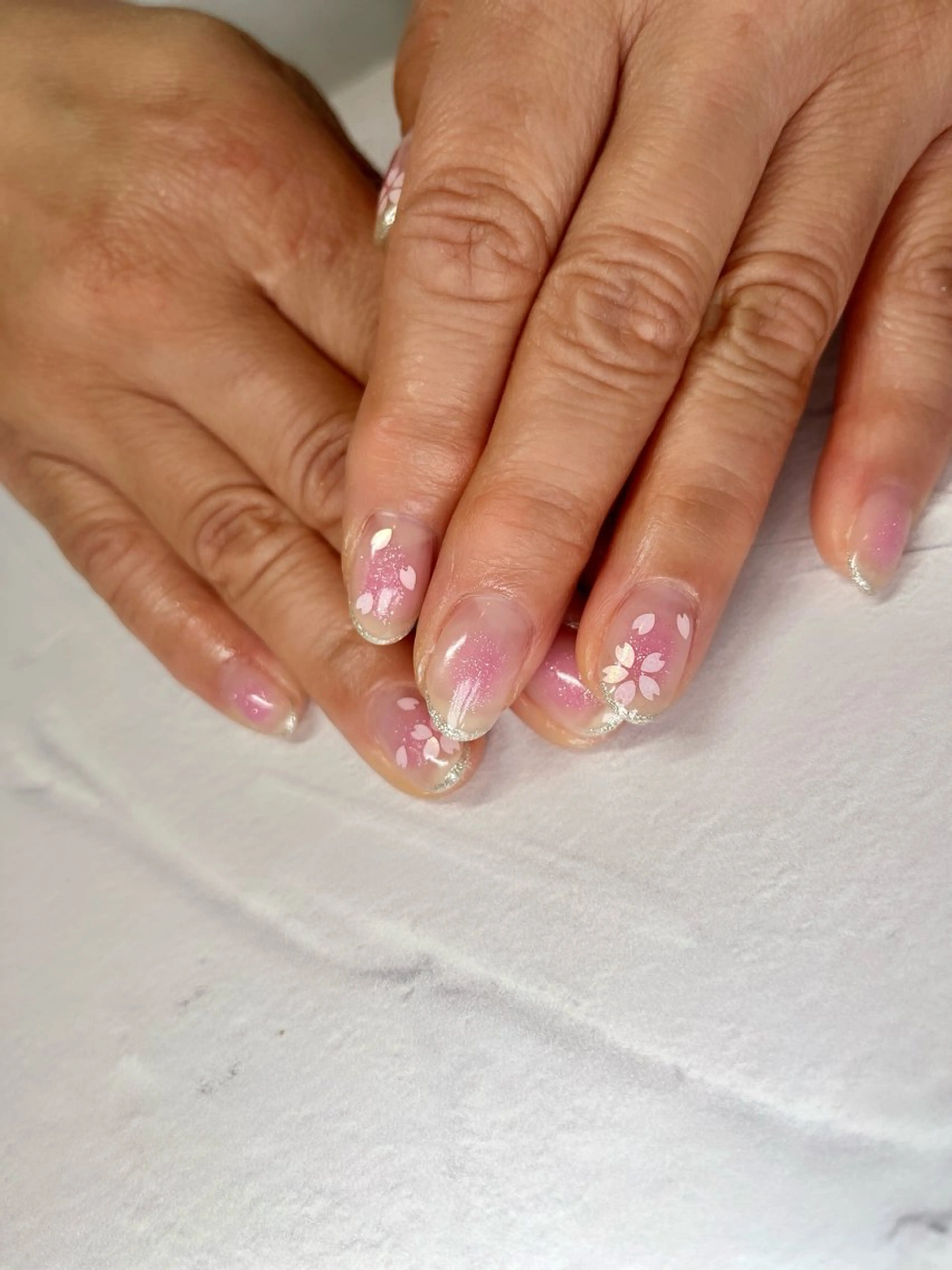 ネイル ハンドネイル li___nail 31のネイルデザイン