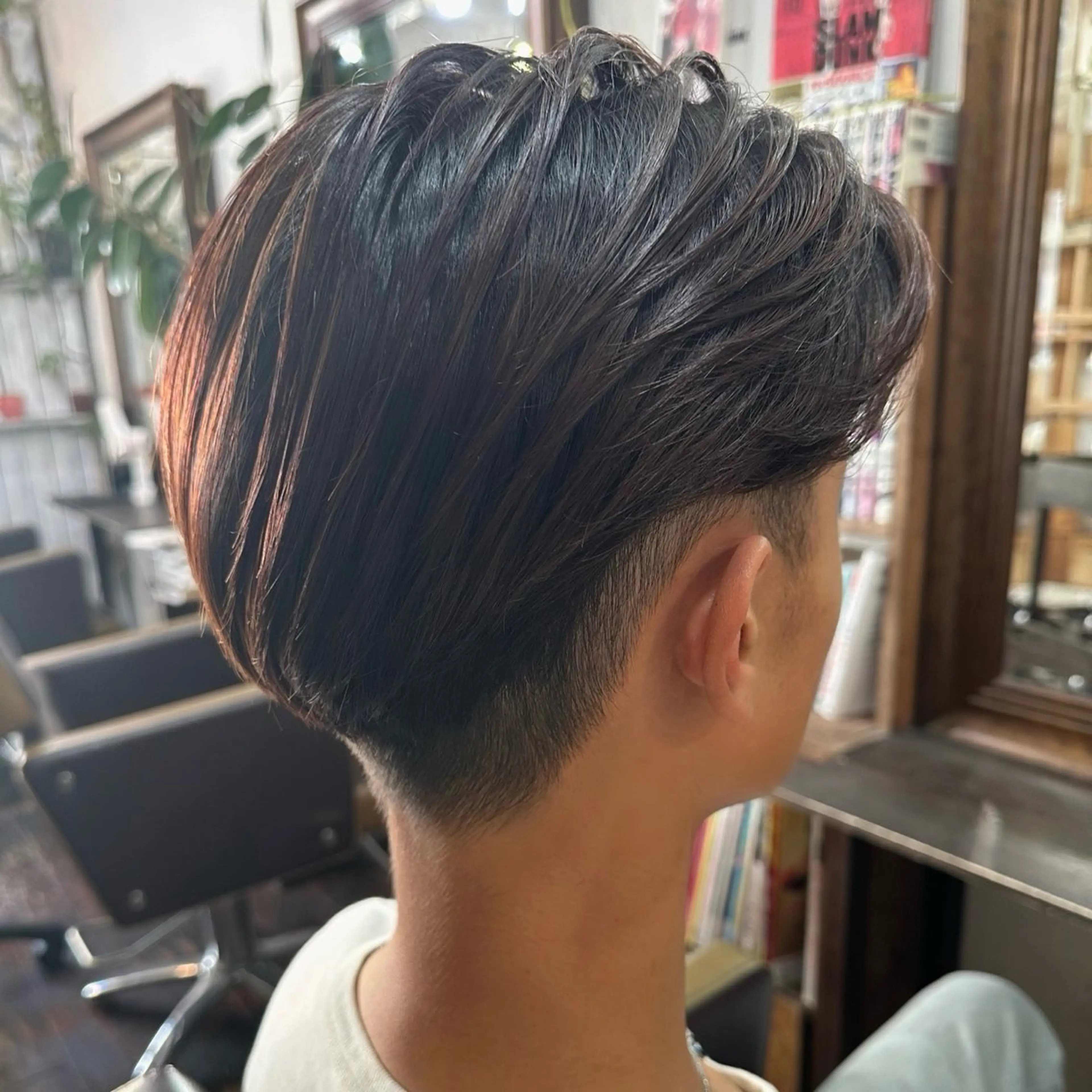 《平日・メンズ限定》似合わせメンズカット＋ヘアカラー＋オリジナル3step高保湿トリートメントの写真