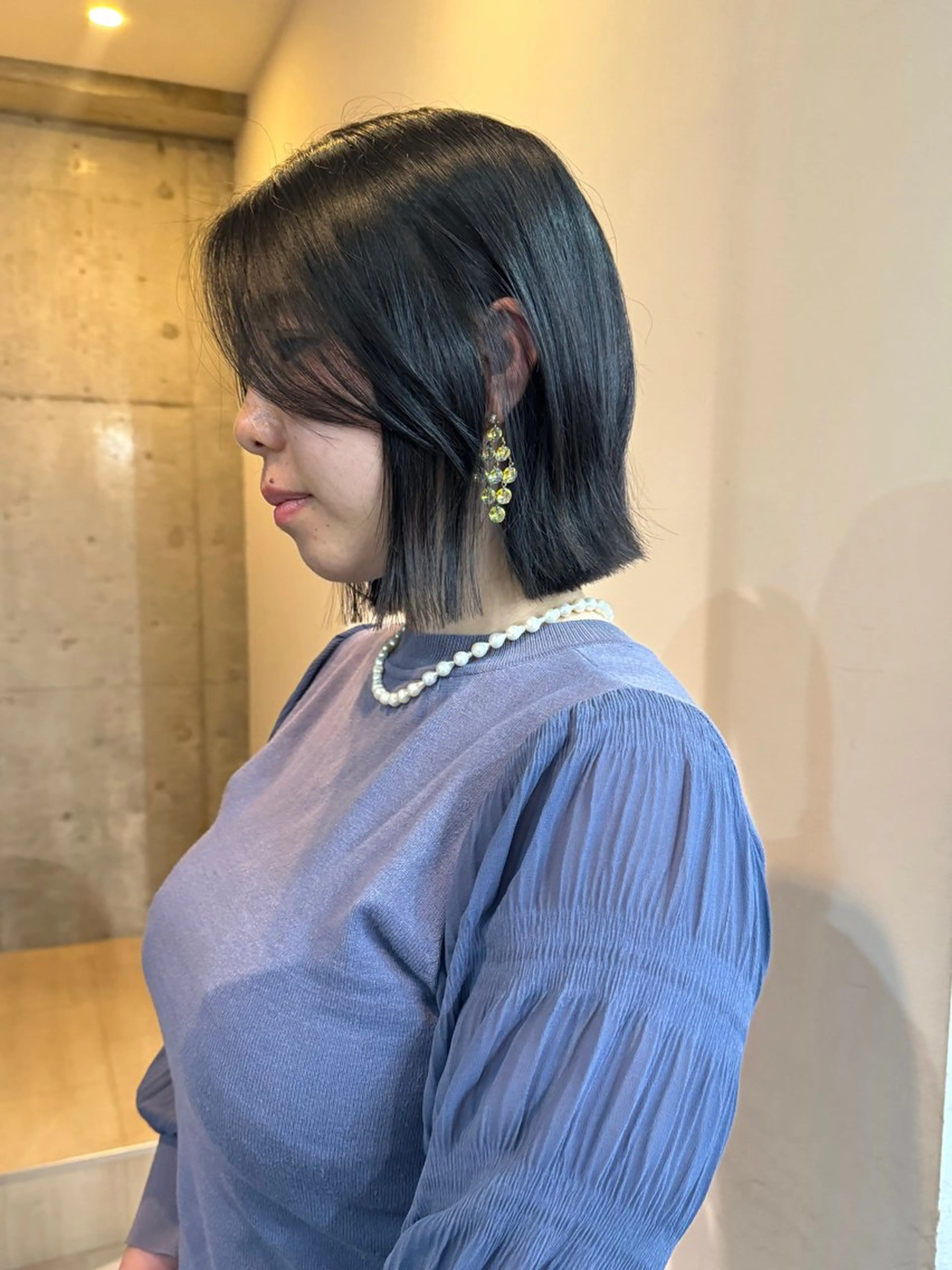 ショート ボブ 切りっぱなしボブ/ ブリーチカラー/大塚のヘアスタイル