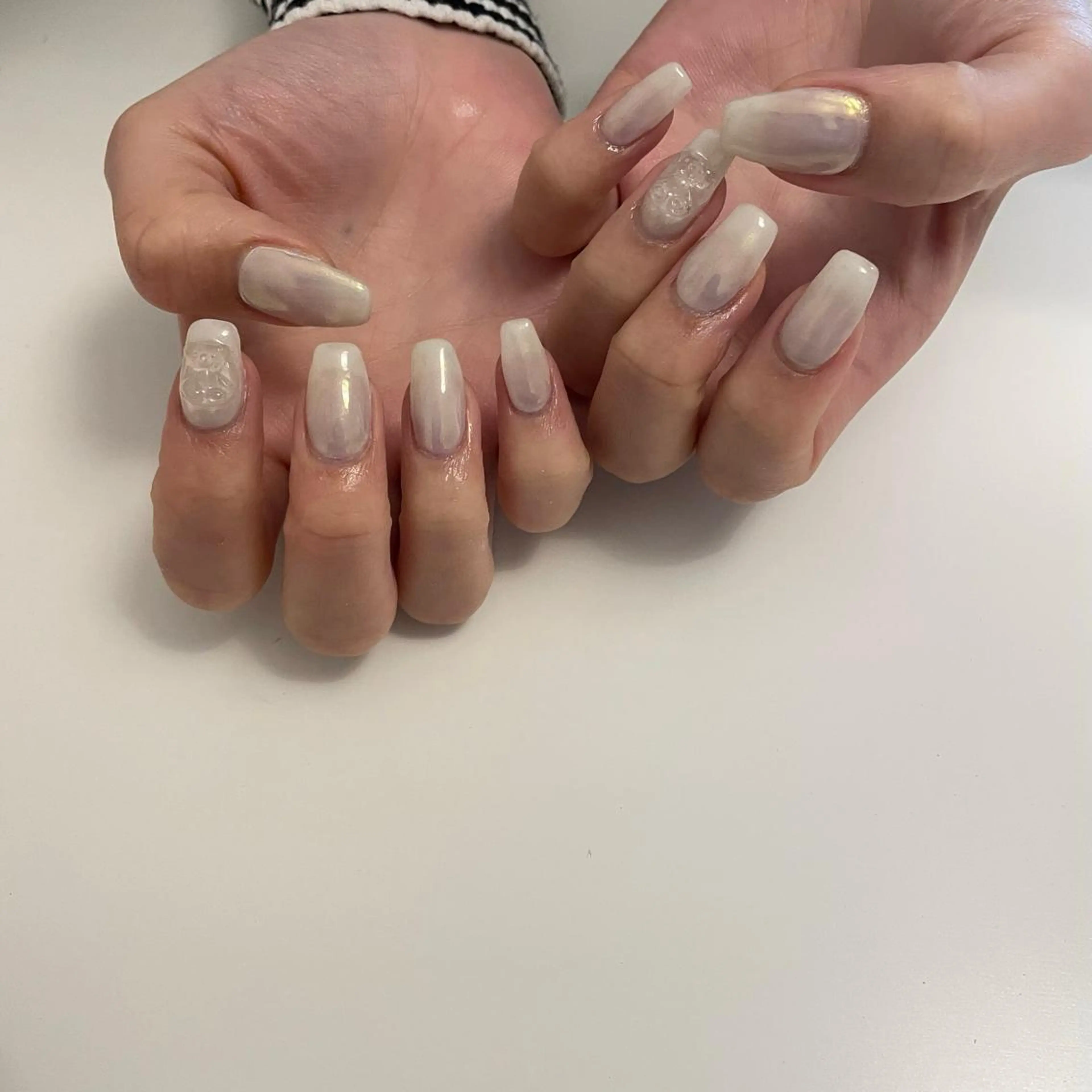 ネイル アートネイル オーロラネイル &h MAKIのネイルデザイン