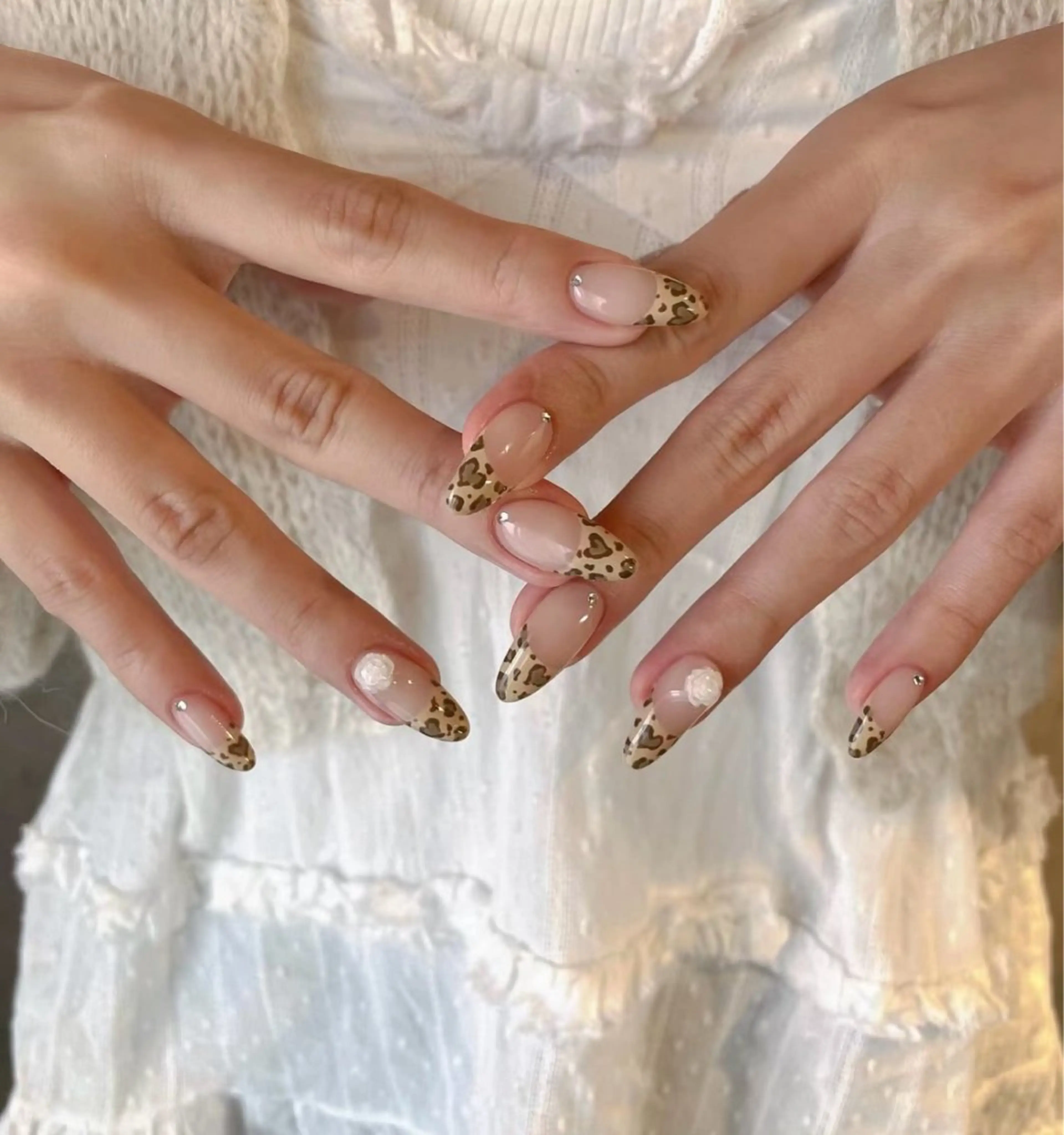 ネイル 大塚眉毛|ハンドケア |肌管理の眉毛・アイブロウイメージ