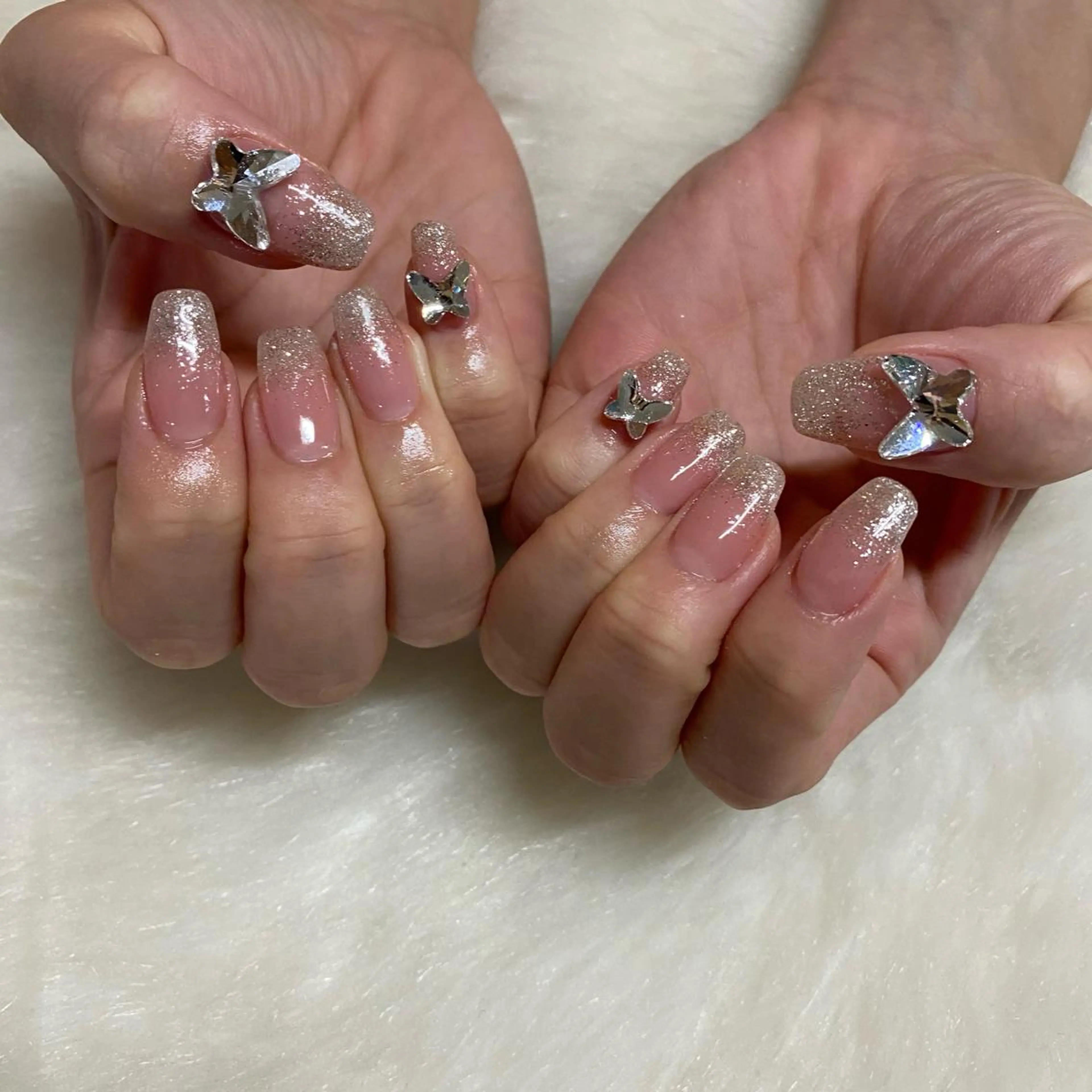 ネイル Amber21.所属・Nagahama Akariのネイルデザイン