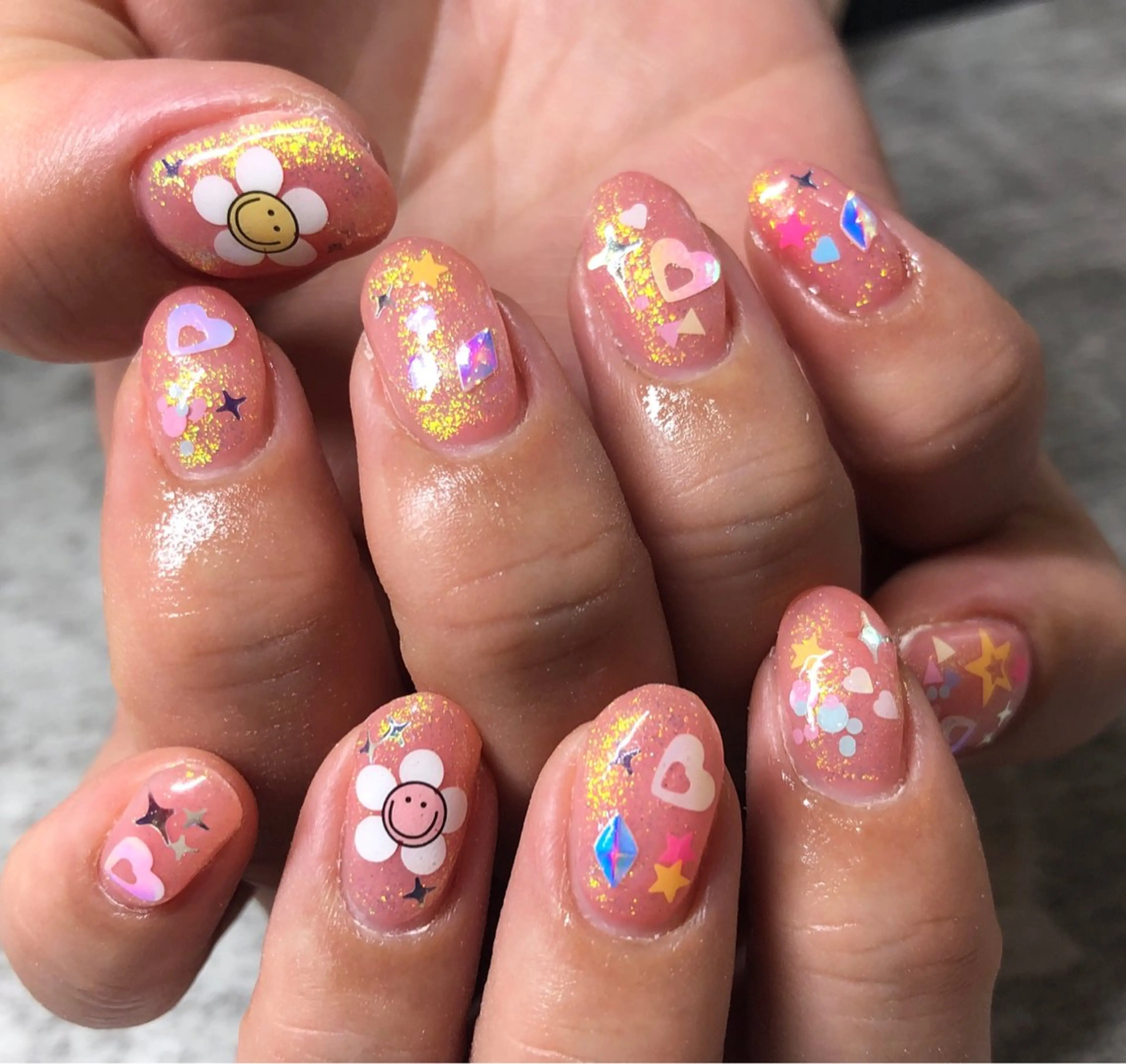 ネイル Total Beauty LUANA所属・LUANA 里菜のネイルデザイン