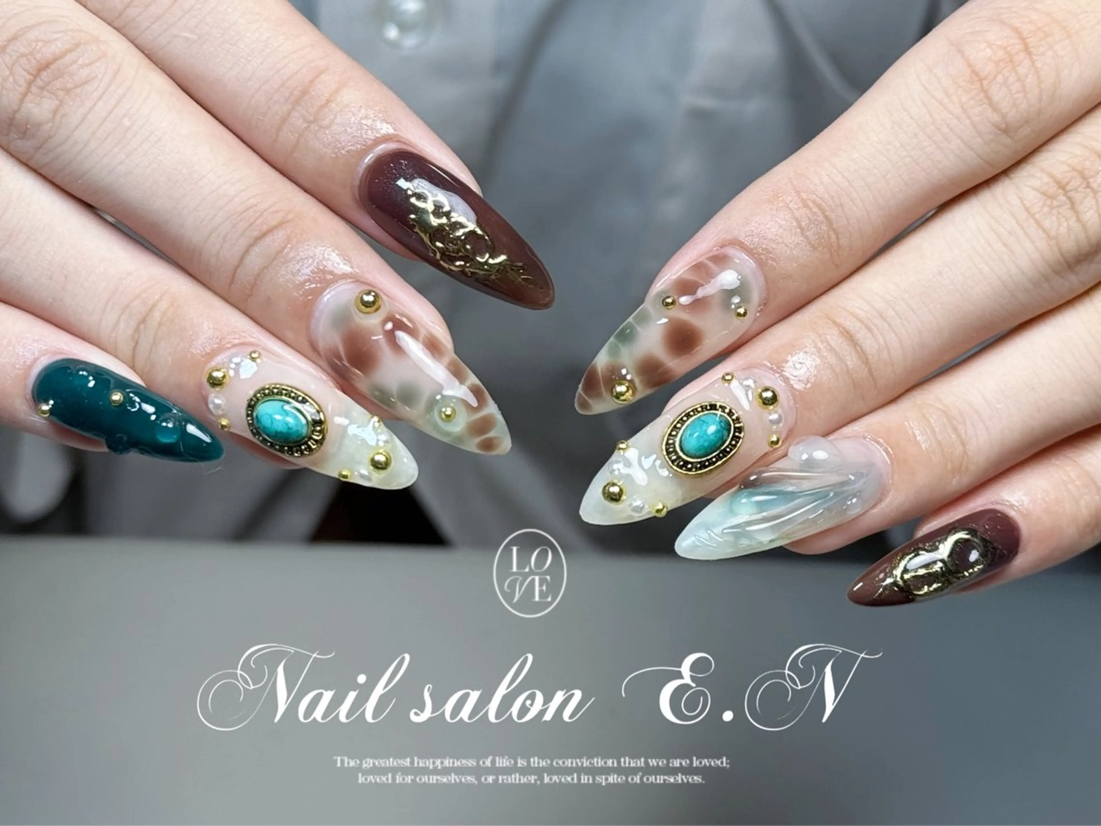 ネイル アートネイル オーロラネイル ガーリー キラキラネイル 韓国ネイル E.N🦋 長さ出し/持ち込みのネイルデザイン