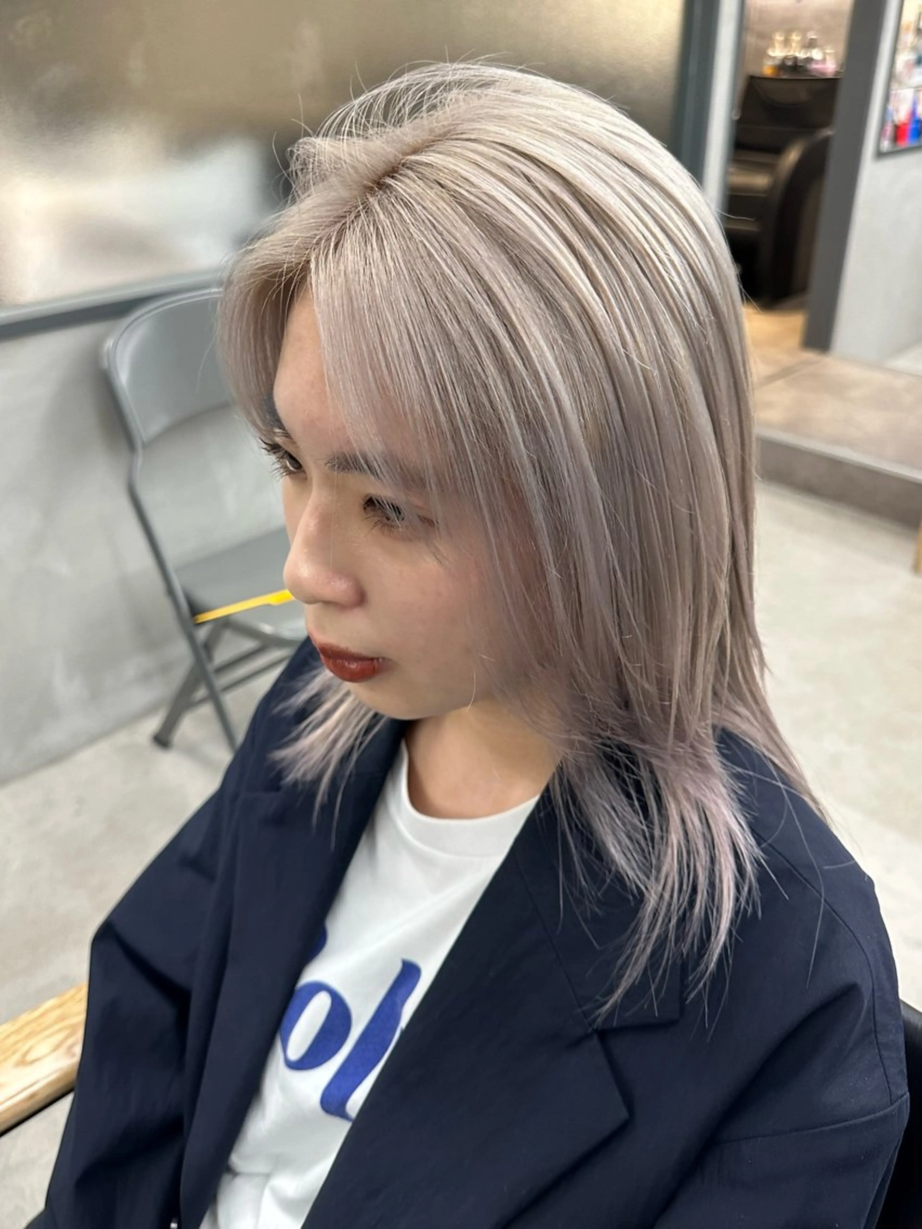 〝トリートメント付き〟+カット+ブリーチ+カラーの写真