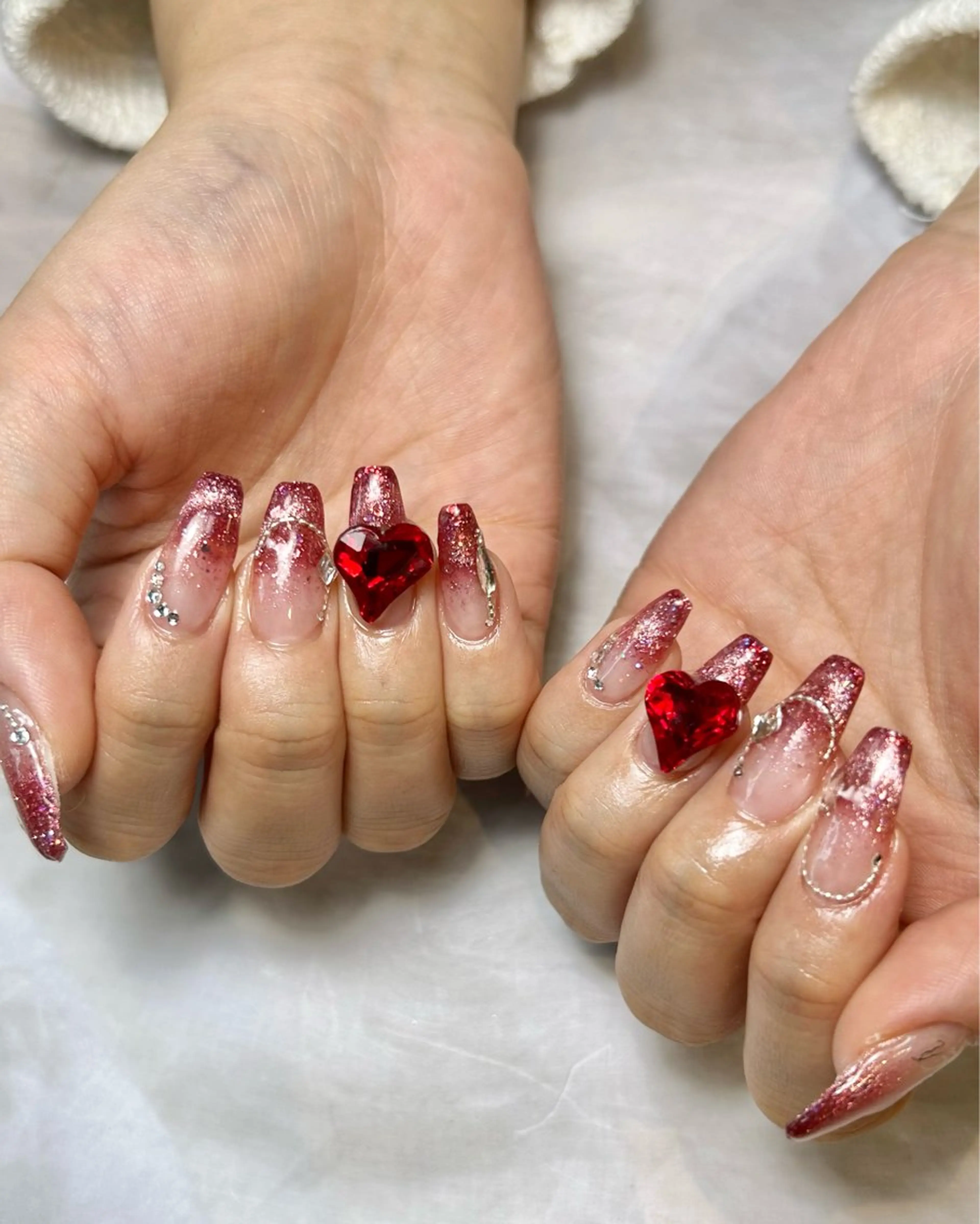 ネイル ハート 持ち込み 赤色 ハンドネイル Reflection marikoのネイルデザイン