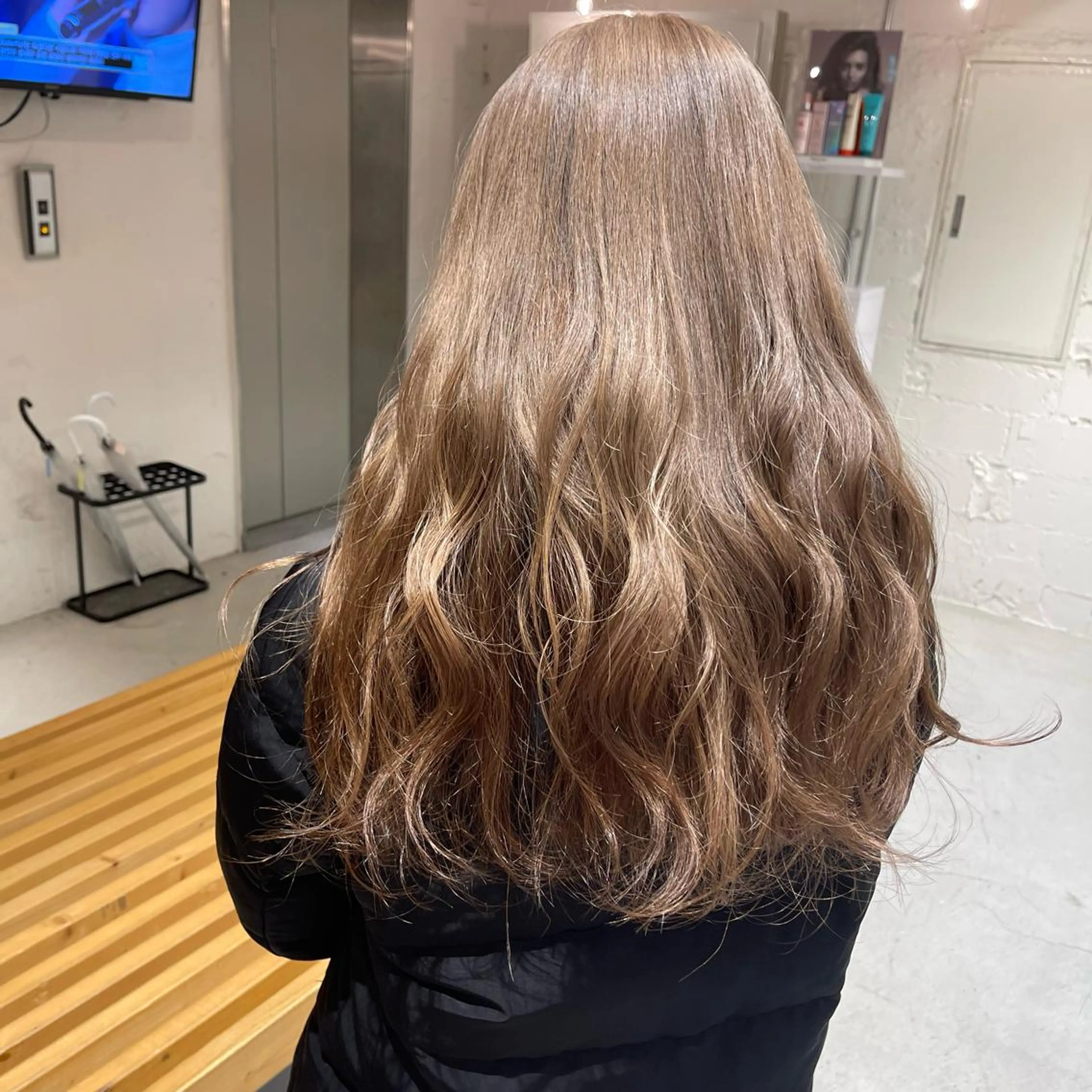 ロング カラー nameless miichiのヘアスタイル