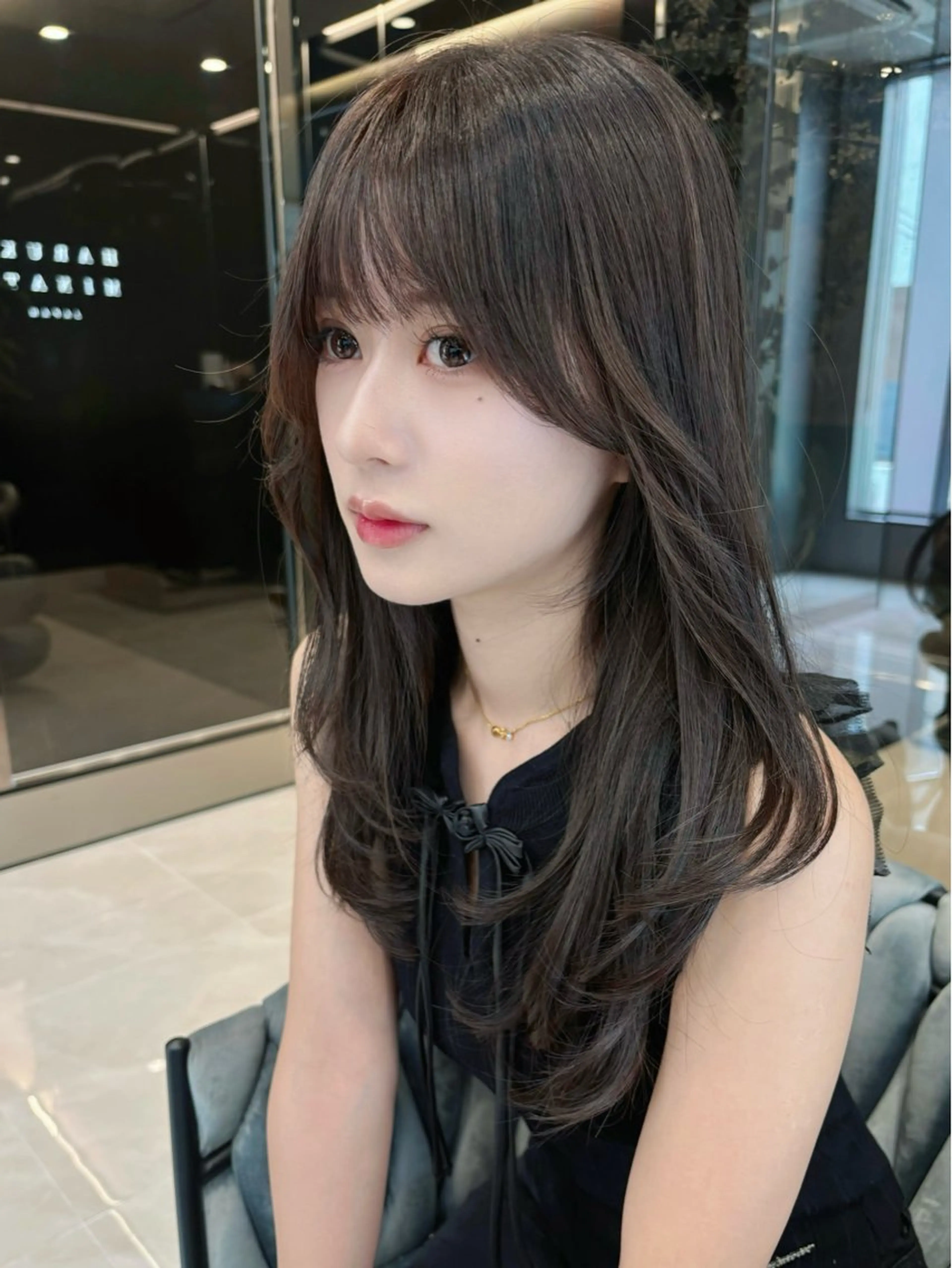 セミロング HARUKI MINATO  Japan福岡所属・似合わせカット 迫留由弥のヘアスタイル