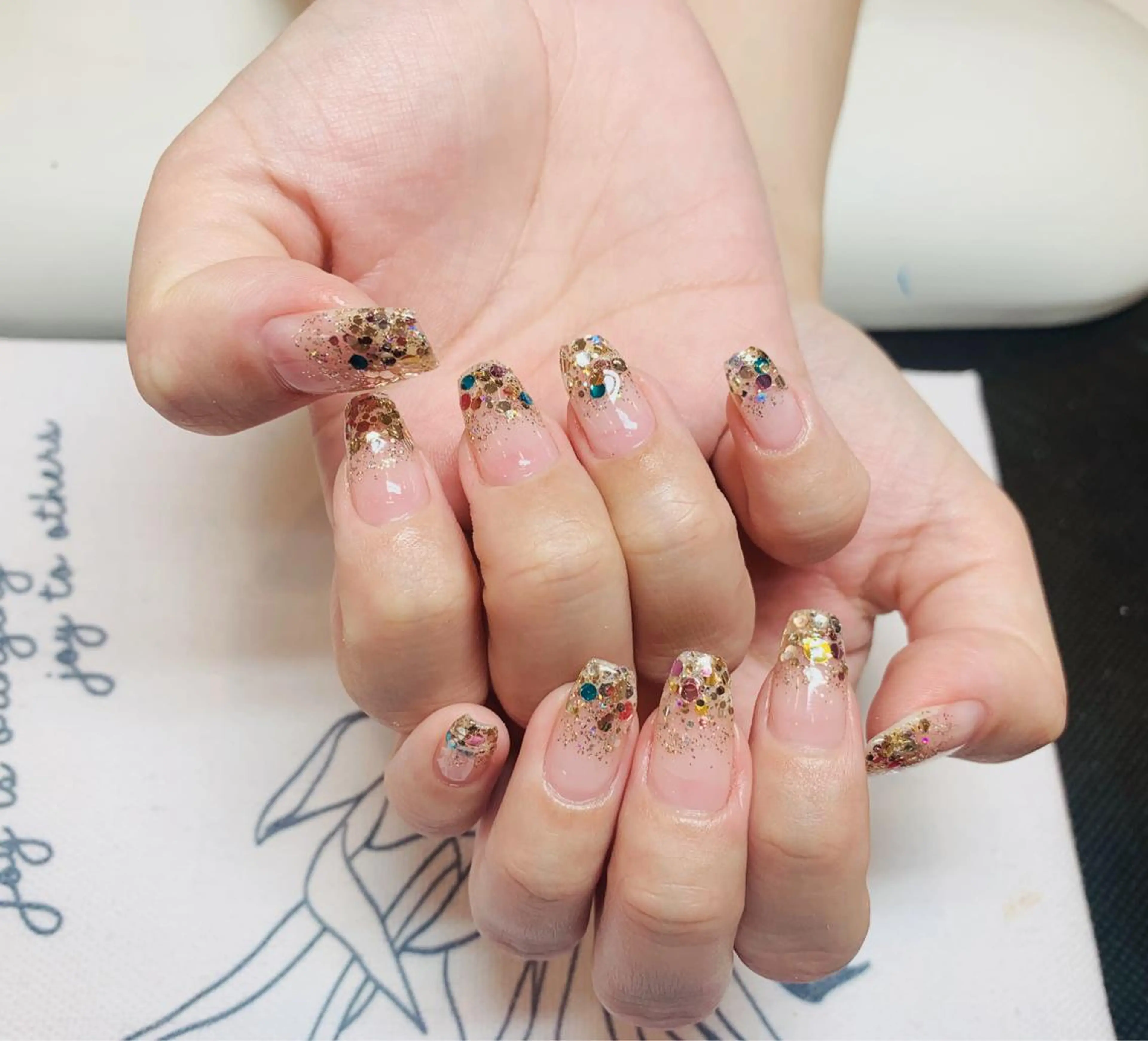 ネイル Ui_Amor (パラジェル)のネイルデザイン