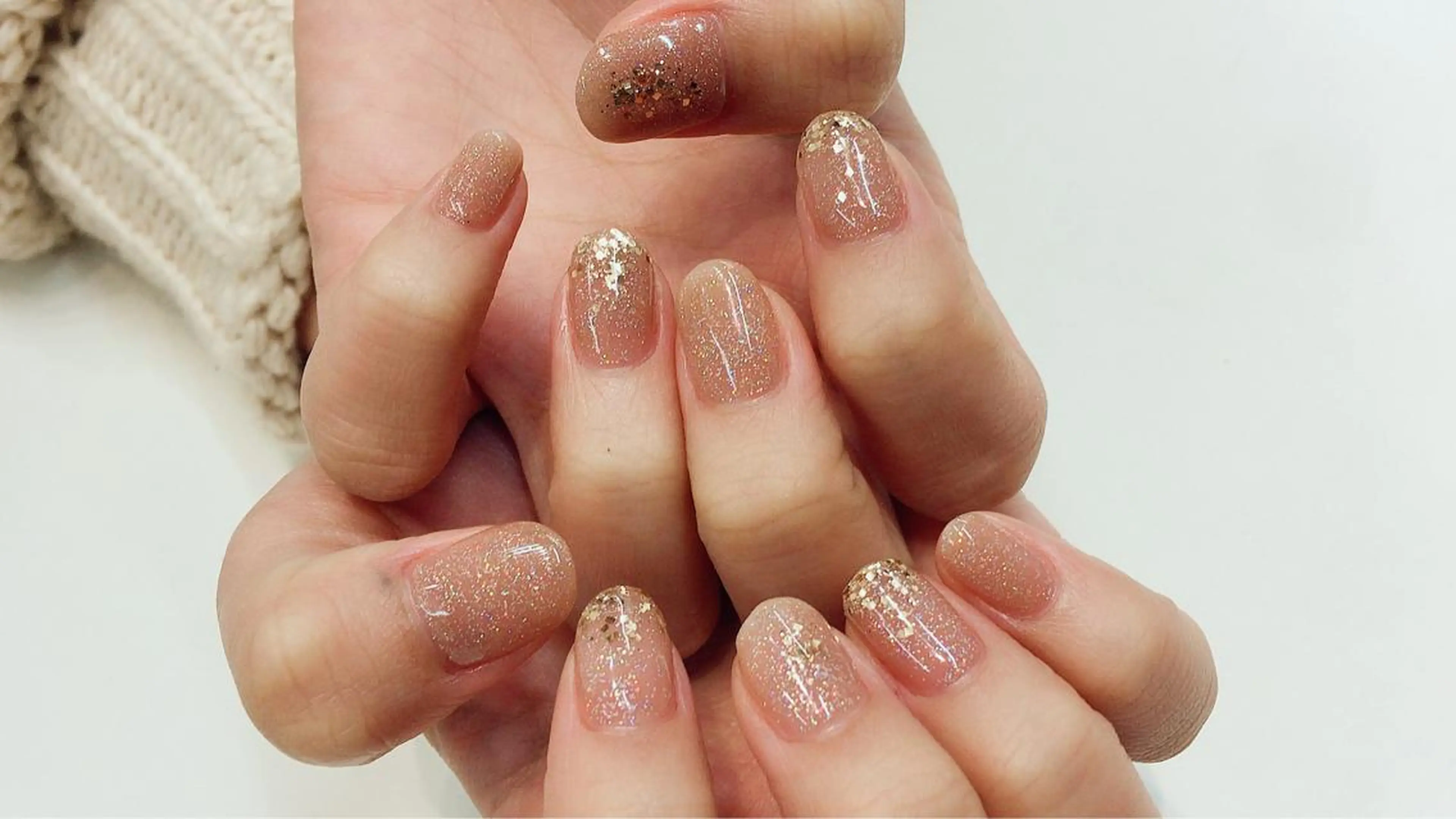 ネイル Blushオーナー Shiinaのネイルデザイン