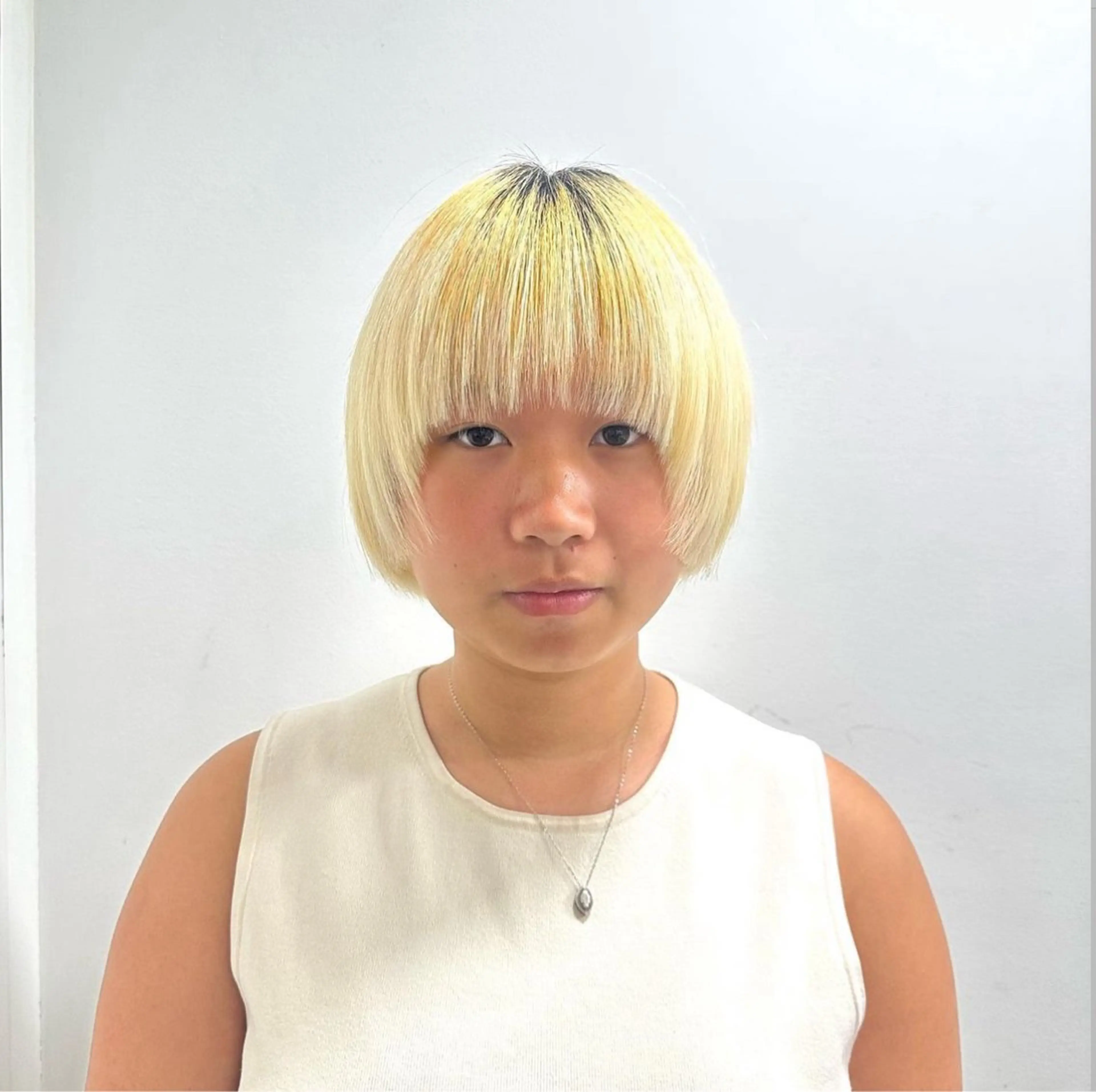 ショート 卒業式のヘアスタイル 🫧RYOグレージュ /透け感カラー🫧のヘアスタイル