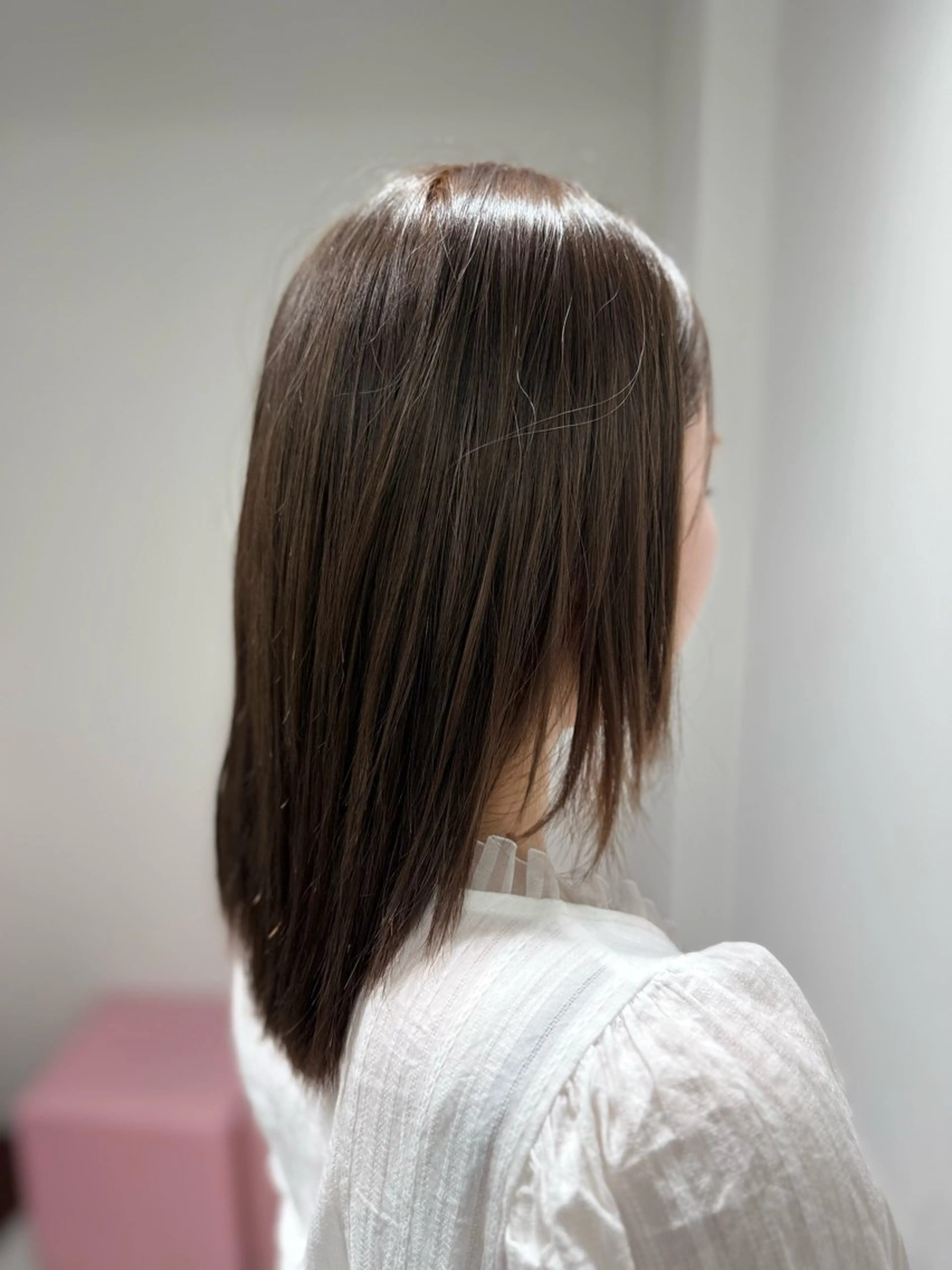 セミロング カラー Neolive Luca　御茶ノ水店所属・透明カラー/韓国風 Subaruのヘアスタイル