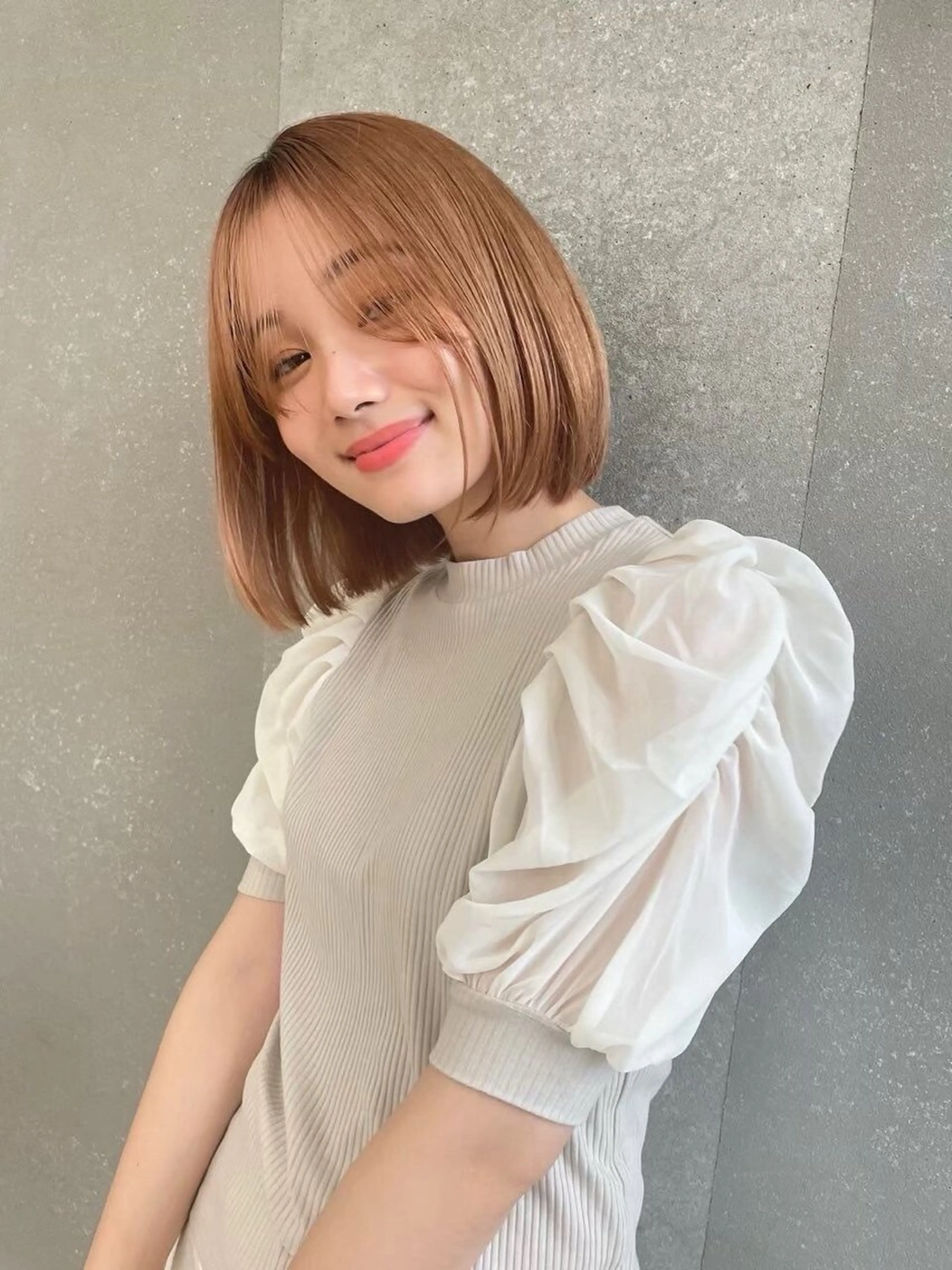 ミディアム カット ヘアカラー トリートメント Hello by Sea所属・レイヤー/艶髪/ボブ /くびれ/伊藤　勇司のヘアスタイル