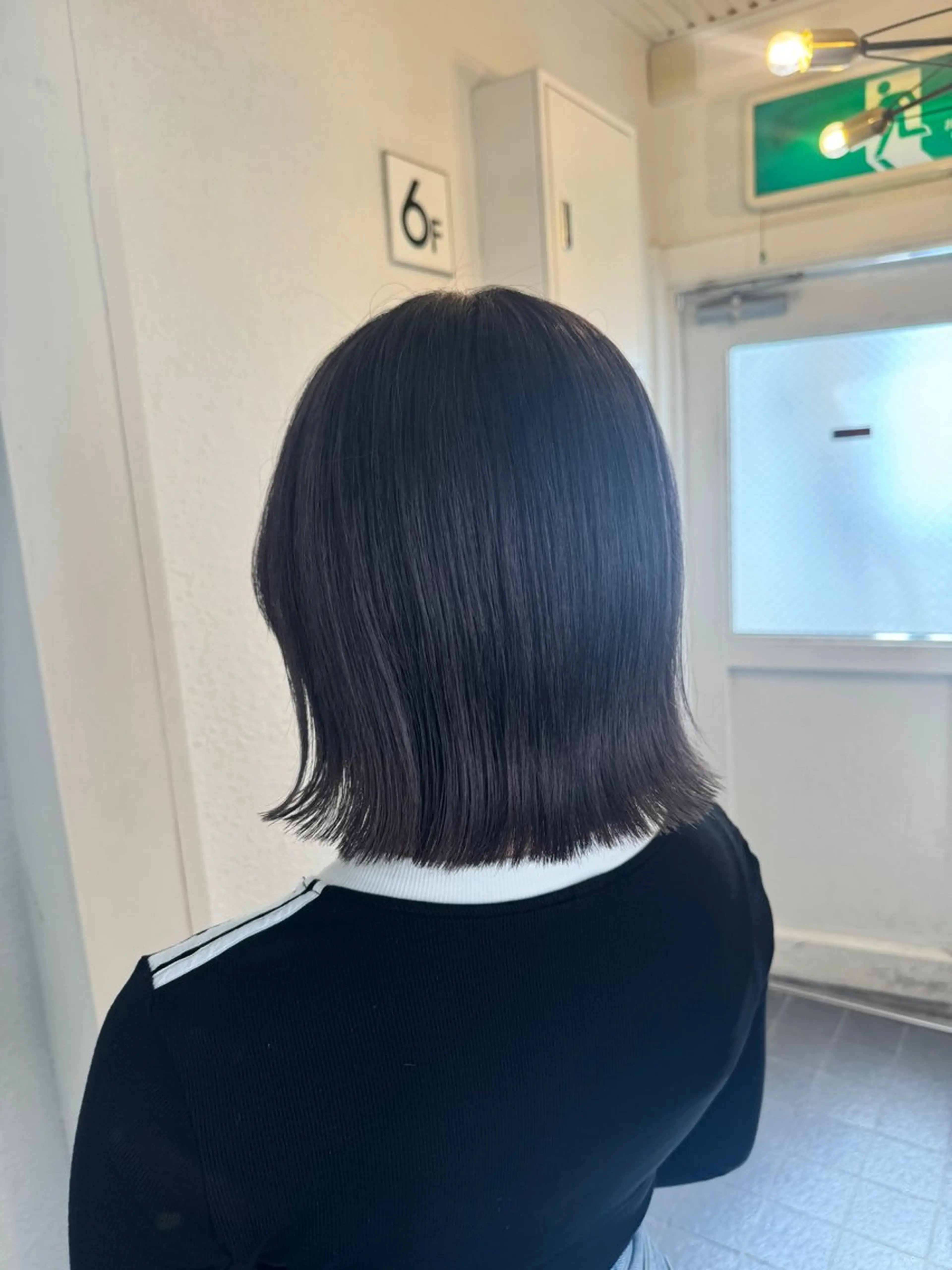 ショート カット ヘアカラー トリートメント 難波 茜のヘアスタイル