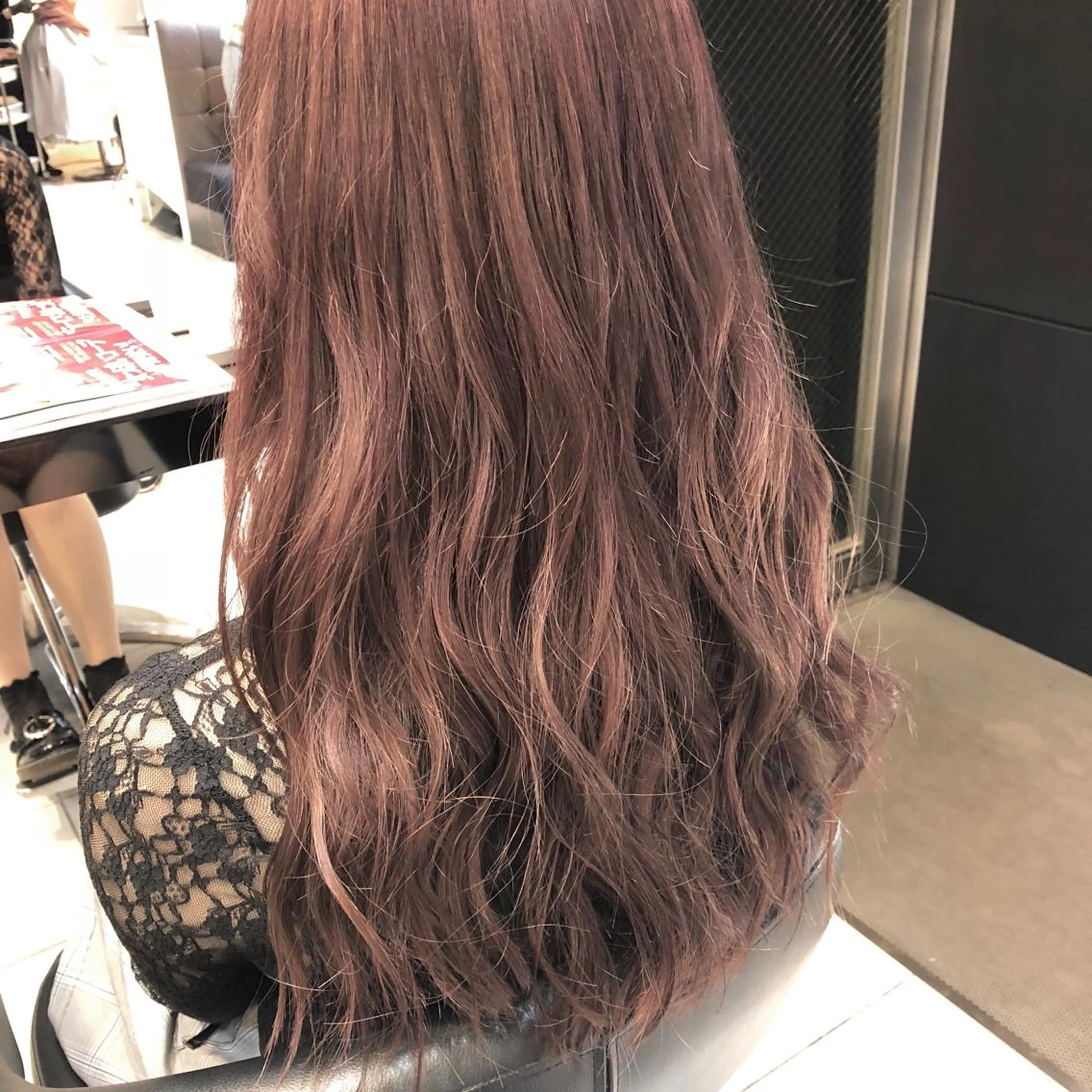 ロング カラー ピンクカラー バイオレットカラー 女性リピ90%🍨 🩷佐藤みずきのヘアスタイル