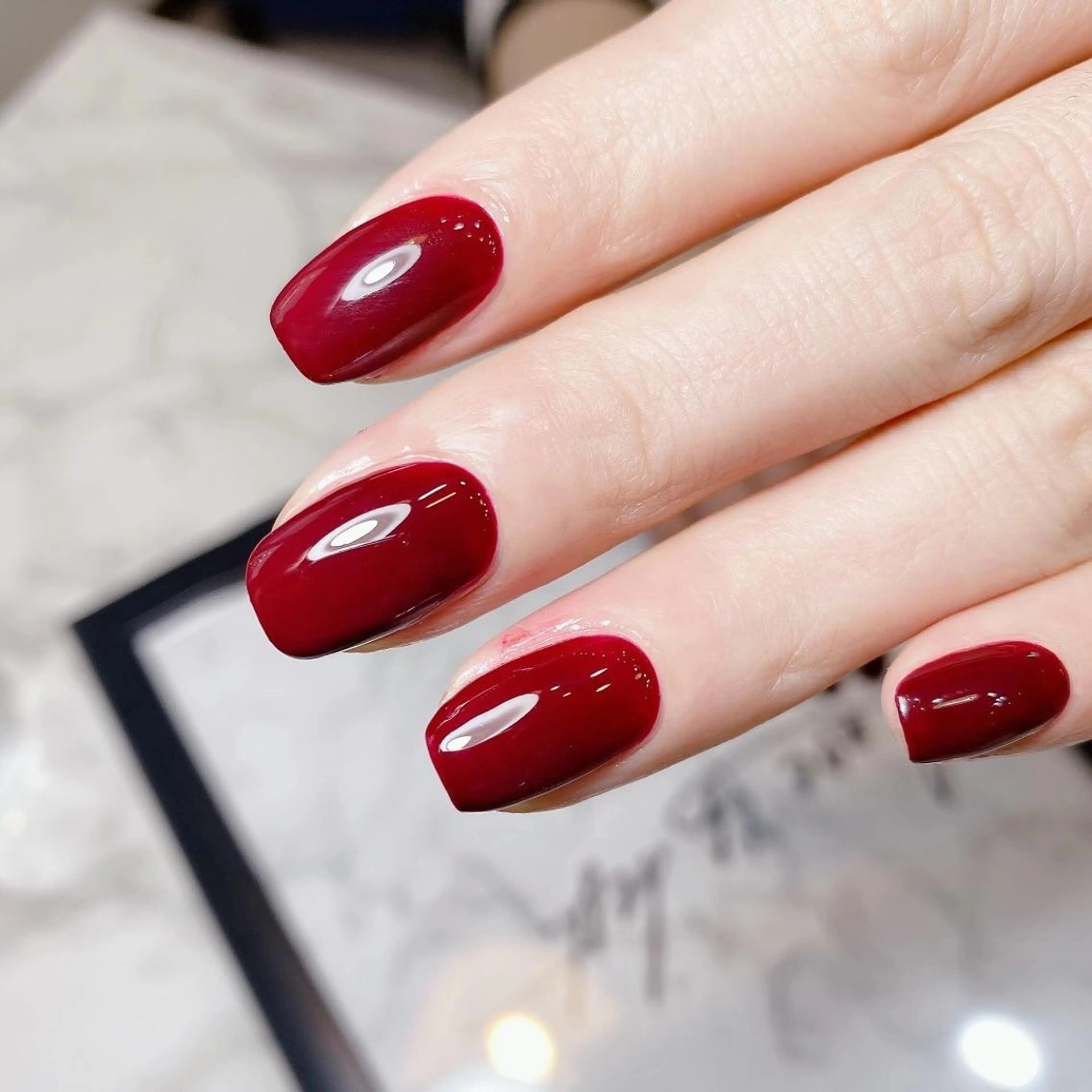 ネイル ハンドネイル ネイルサロン 9Carats神田のネイルデザイン