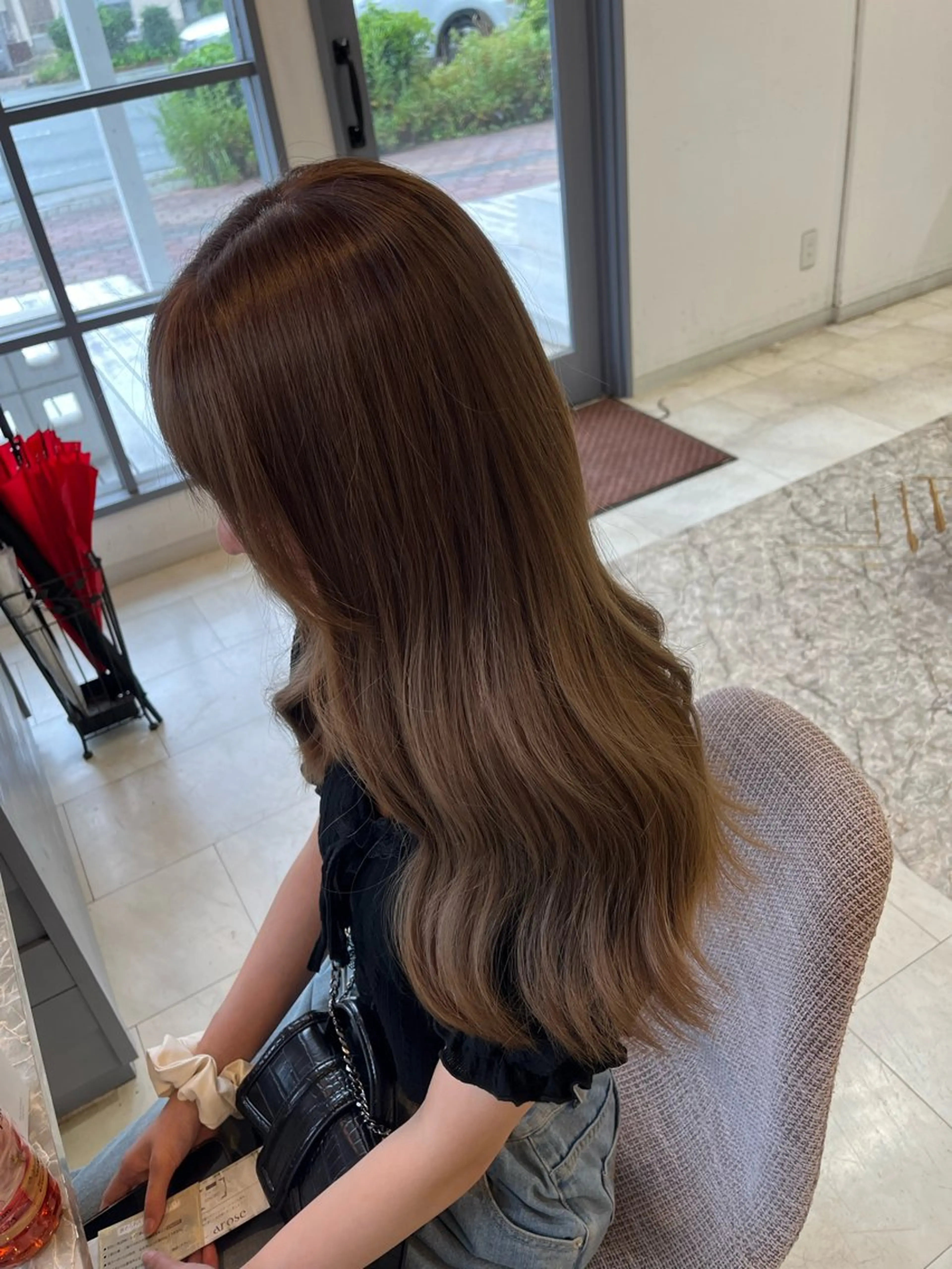 カラー MOMOKA /　Lapis大名店のヘアスタイル