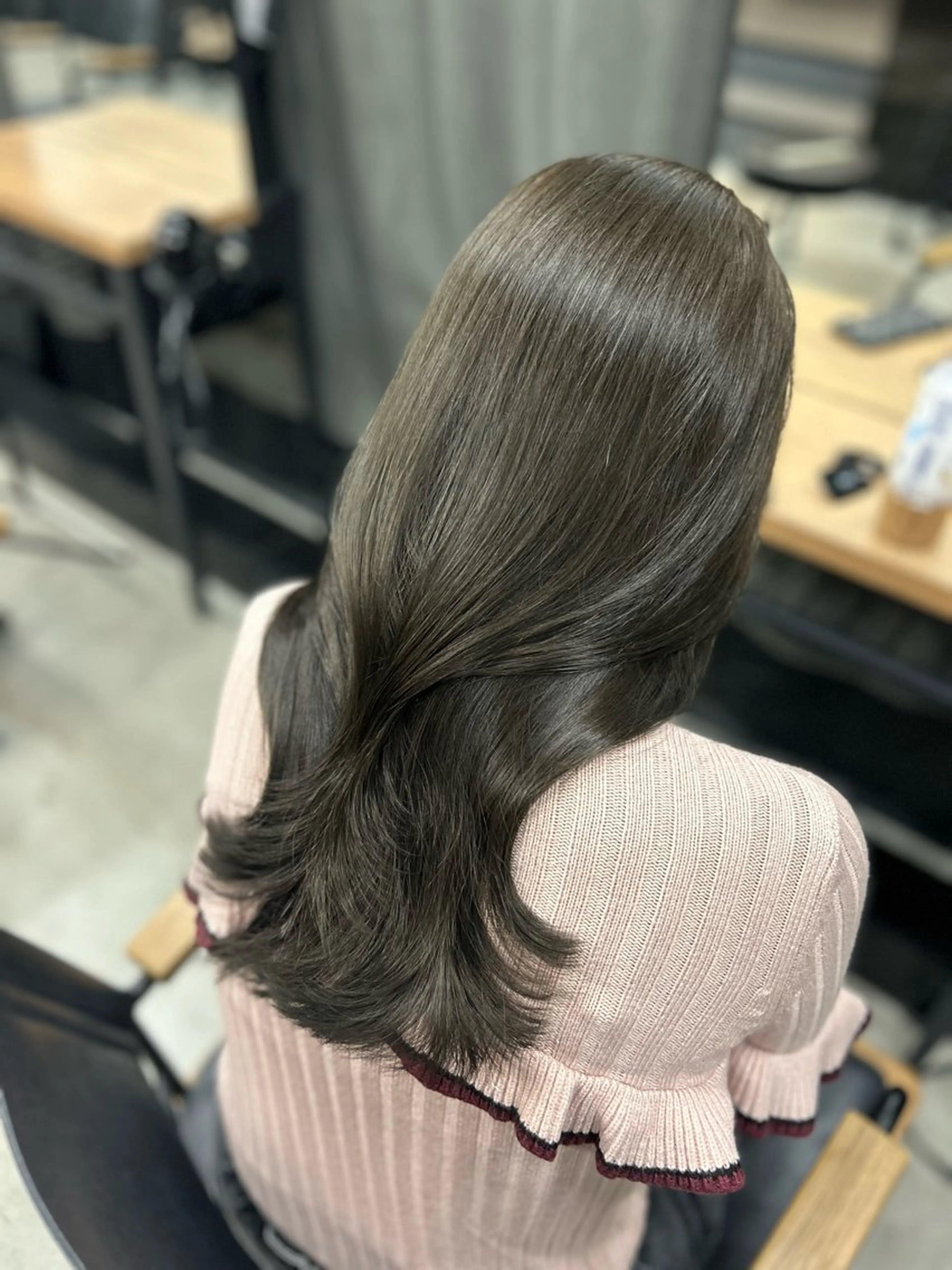 ロング 女性らしいモテヘア 韓国ヘアhikariのヘアスタイル