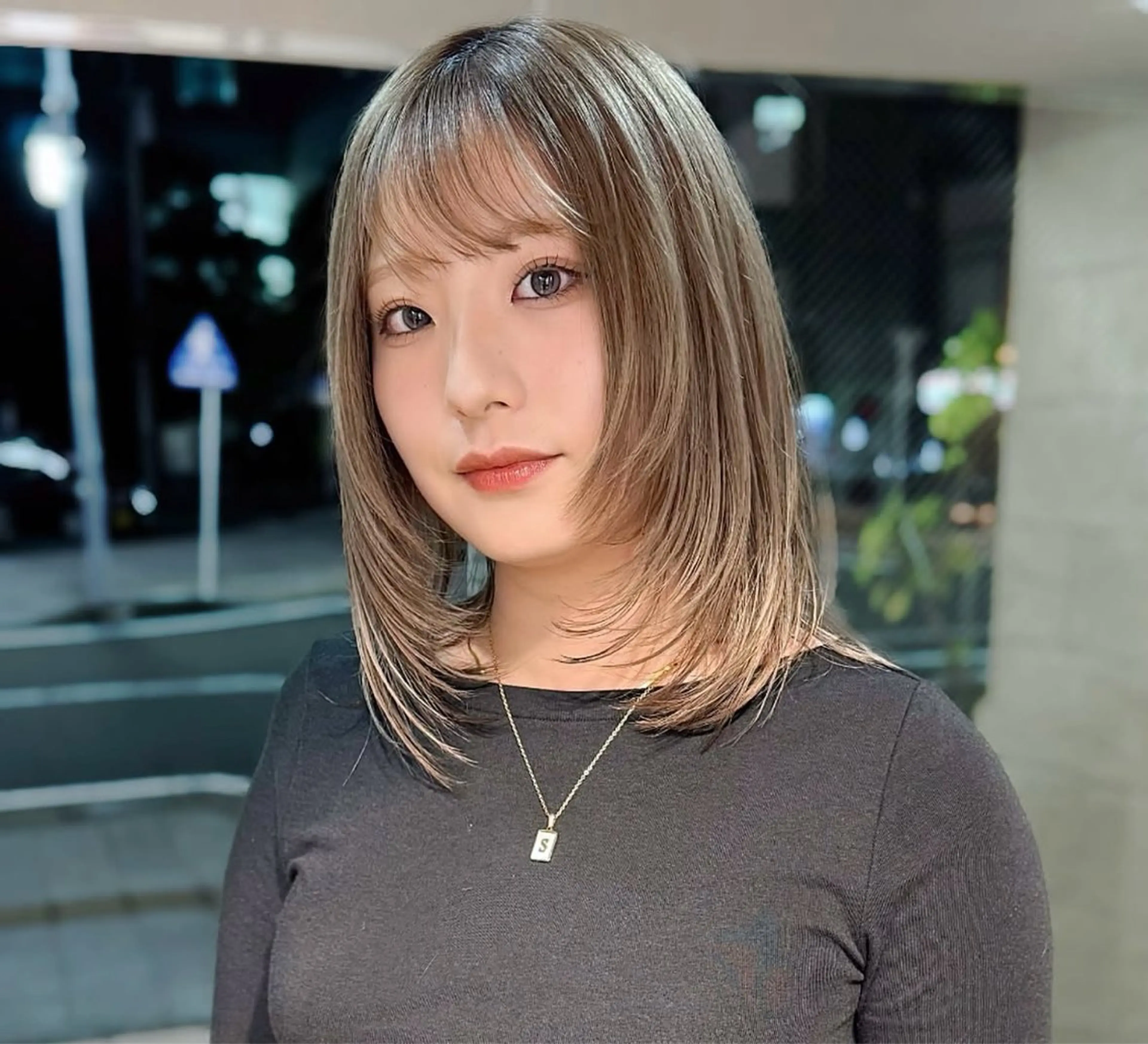 ミディアム カラー moon/髪質改善/ ブリーチ/レイヤー☪のヘアスタイル